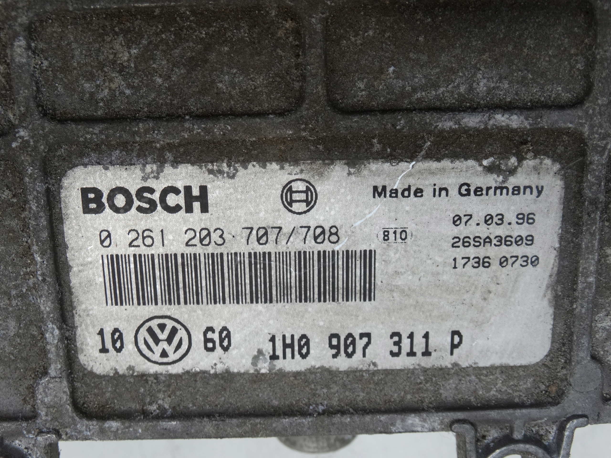 control unit computer of the engine VOLKSWAGEN GOLF III PASSAT B4 1H0907311P