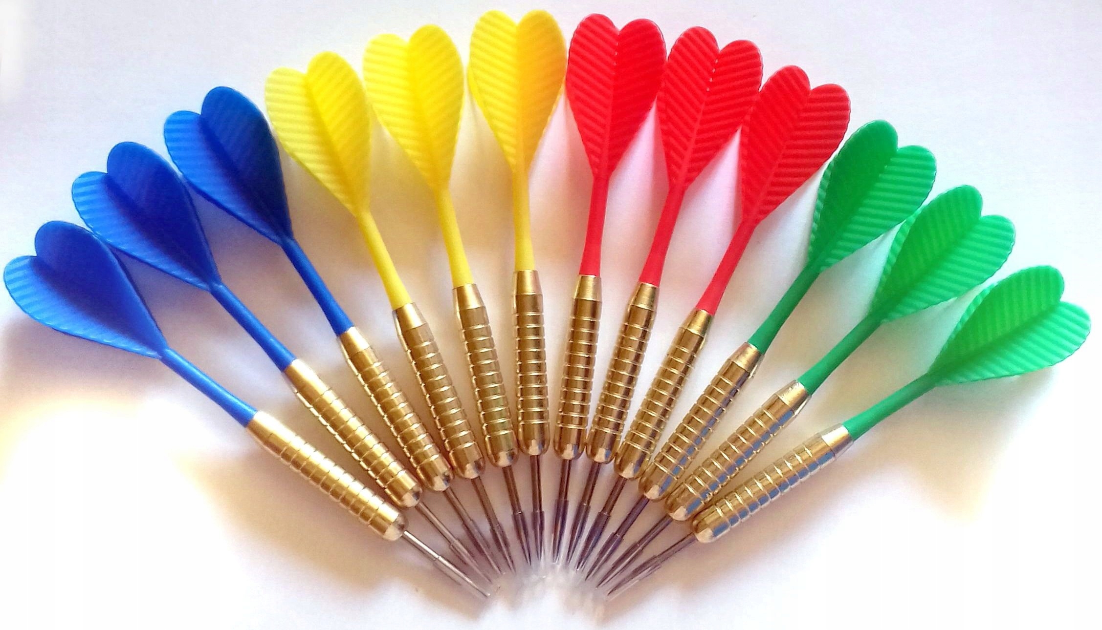 

Zestaw 12 rzutek ostrych steeltip lotki do dart 18