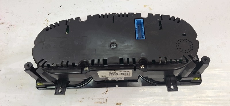 dials VW PASSAT B7 3C8920870