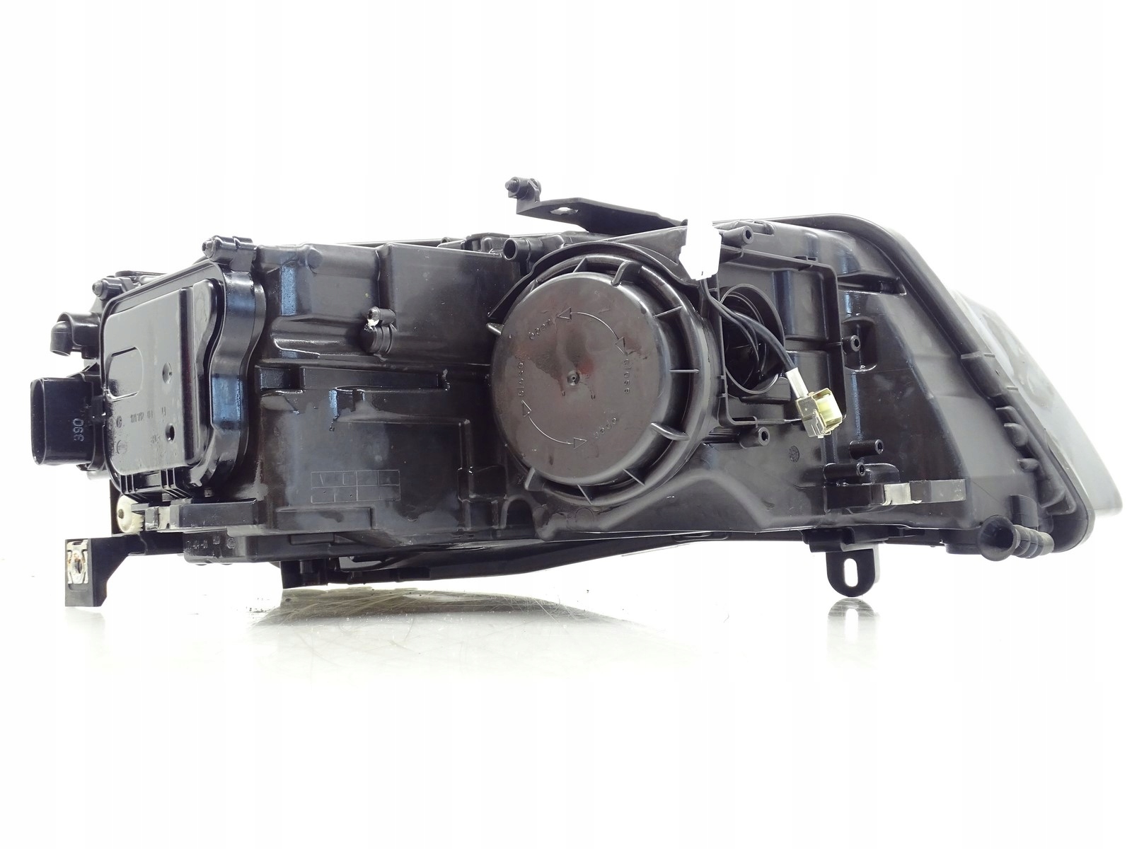 REFLEKTOR light left left front front AUDI A8 D4 XENON 4H0941003N