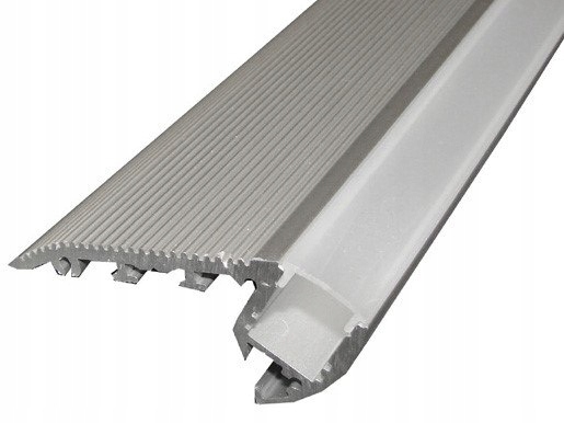 Led schodišťový profil C 1,2 m, stříbrné frostedové stínidlo