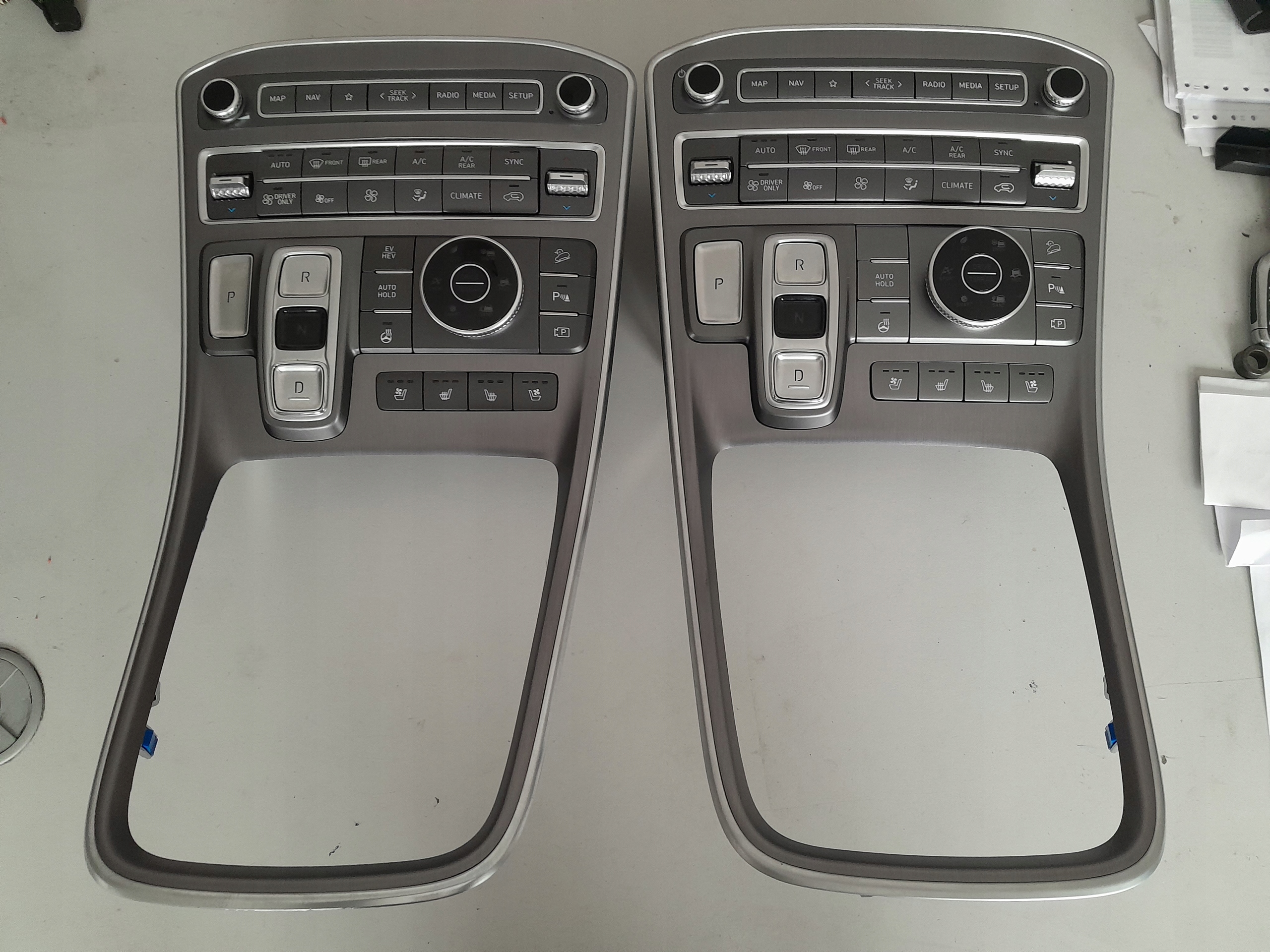 467W0-CL100 93300CLBM0PPJ - HYUNDAI SANTA FE IV 2020 ЛИФТ ПАНЕЛЬ РАМКА СЕЛЕКТОР