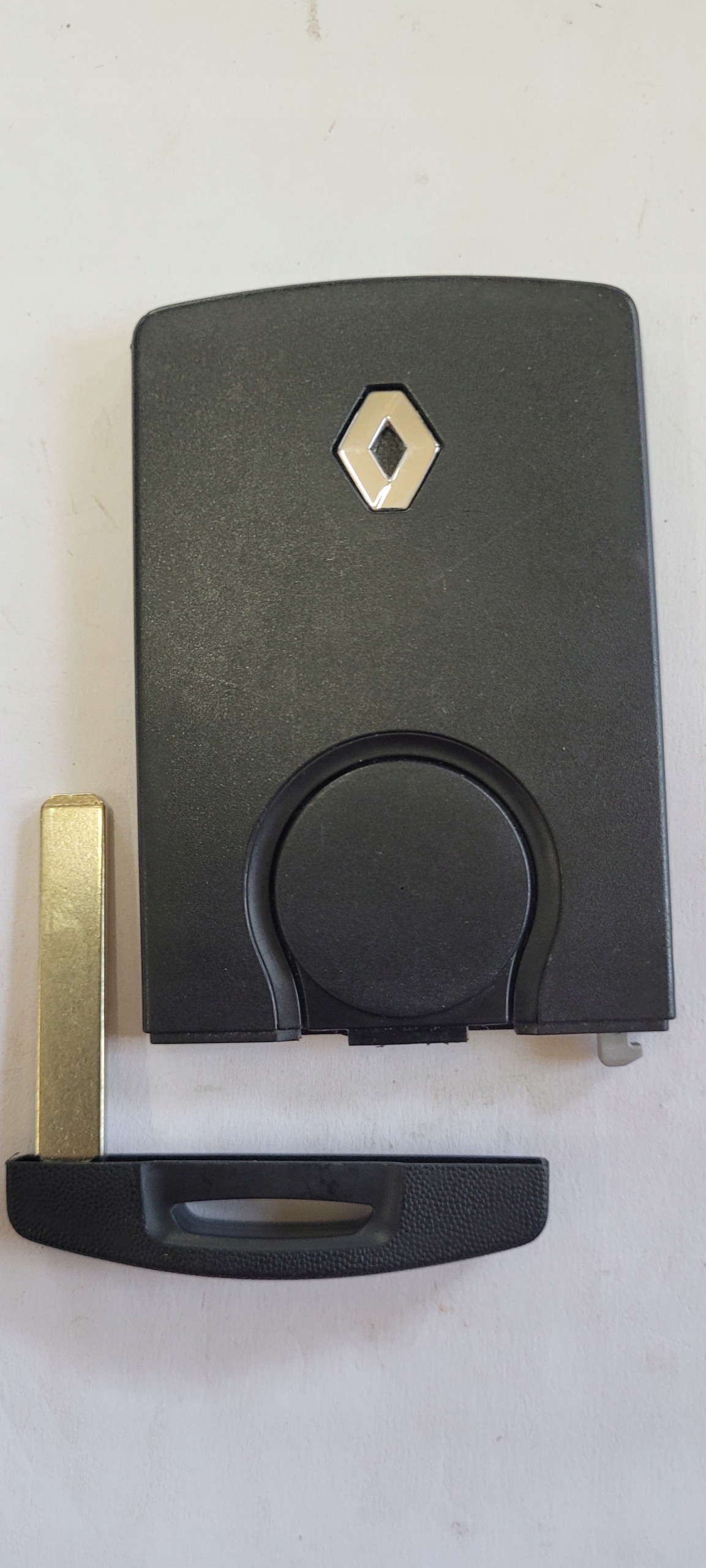 Karta Renault Clio 4 Captur Z Systemem wolne ręceHF PCF7953(4A) oryginalna Producent części Continental