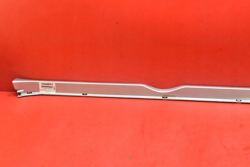 moulding threshold left 1012215-00-F TESLA MODEL S LIFT 16-21