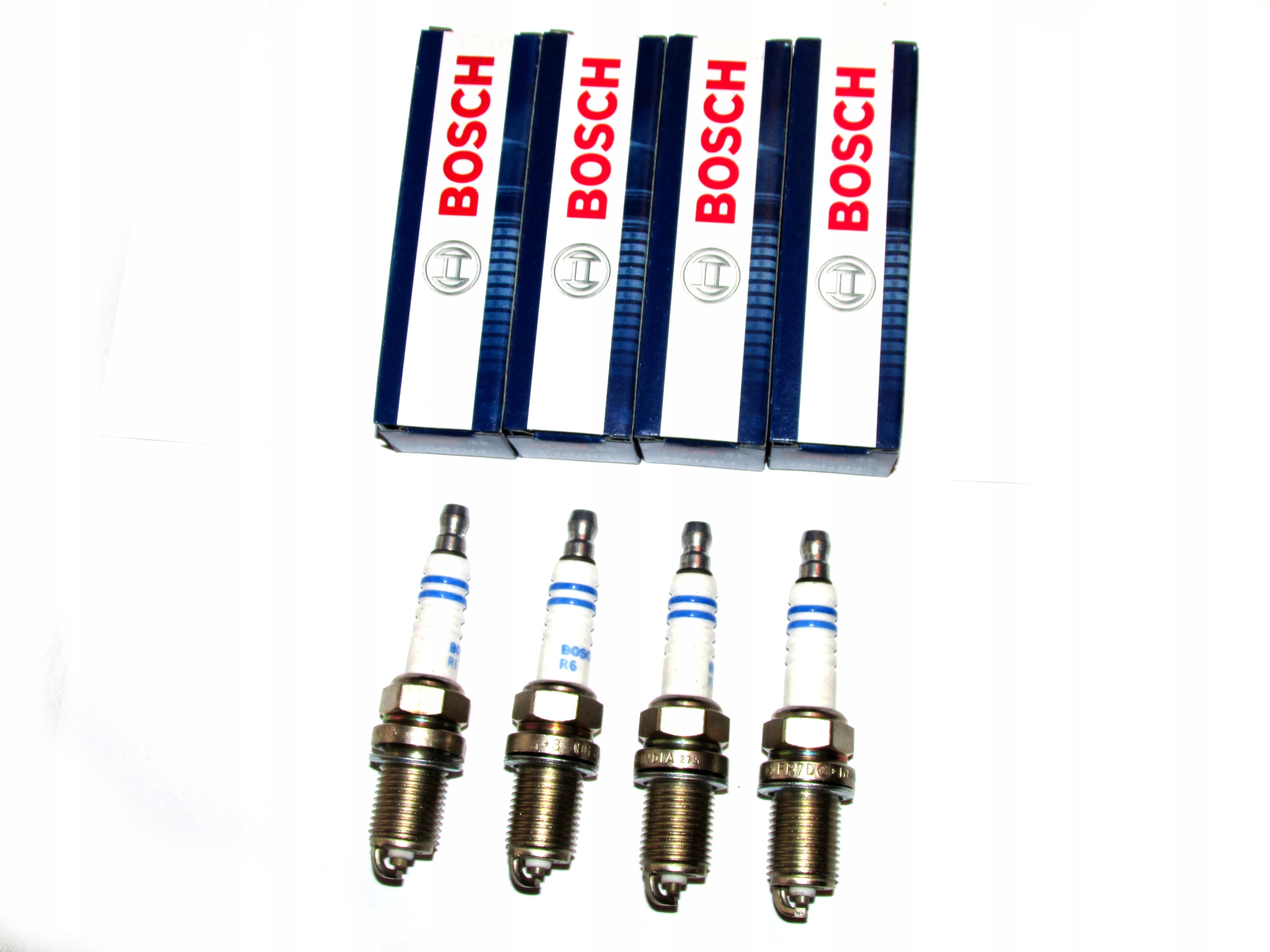 

Świece Zapłonowe Renault Clio 2 II 1.2 1.4 Bosch