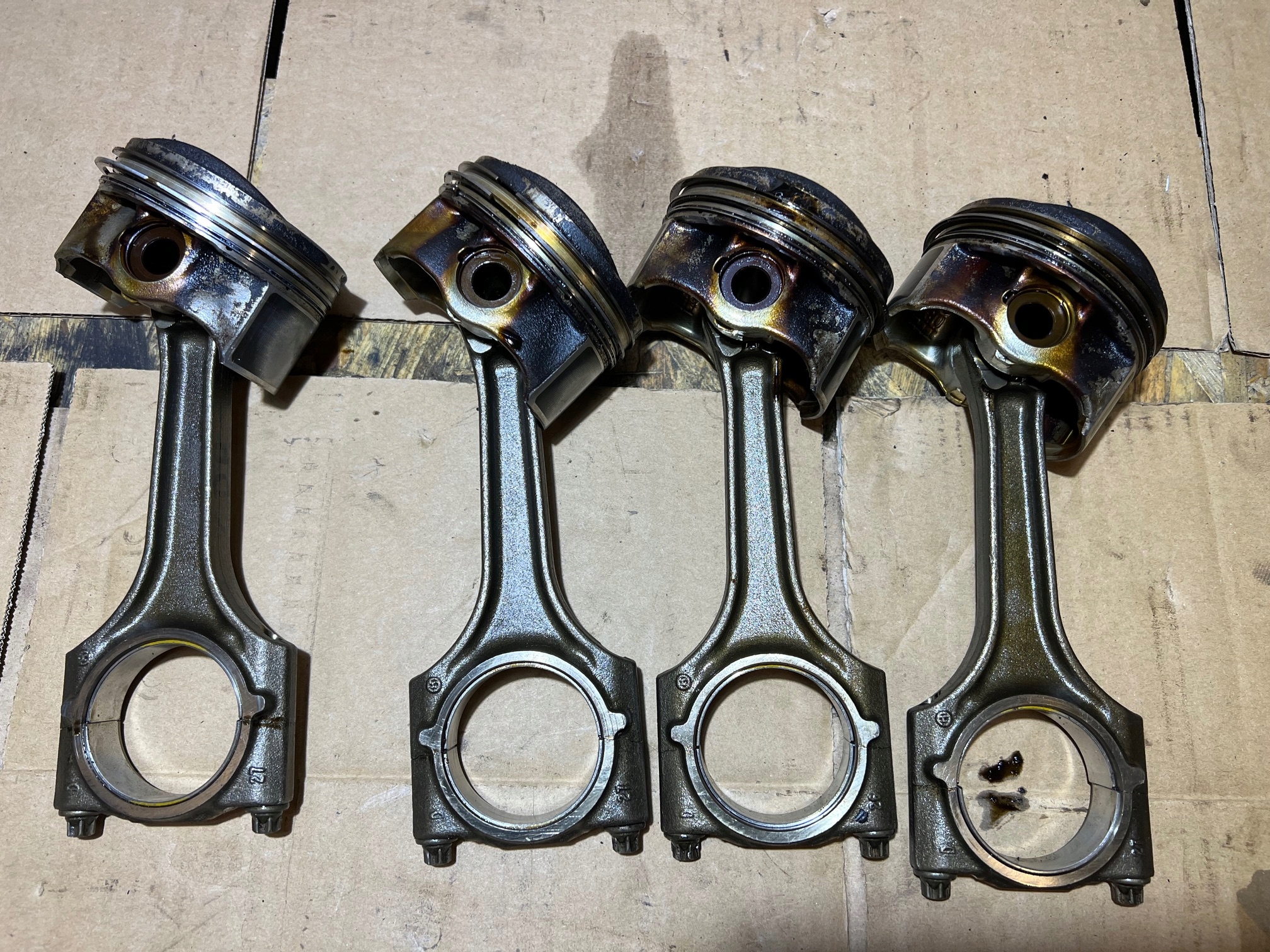AUDI 1.8 TFSI CDH Piston Bielle 06H
