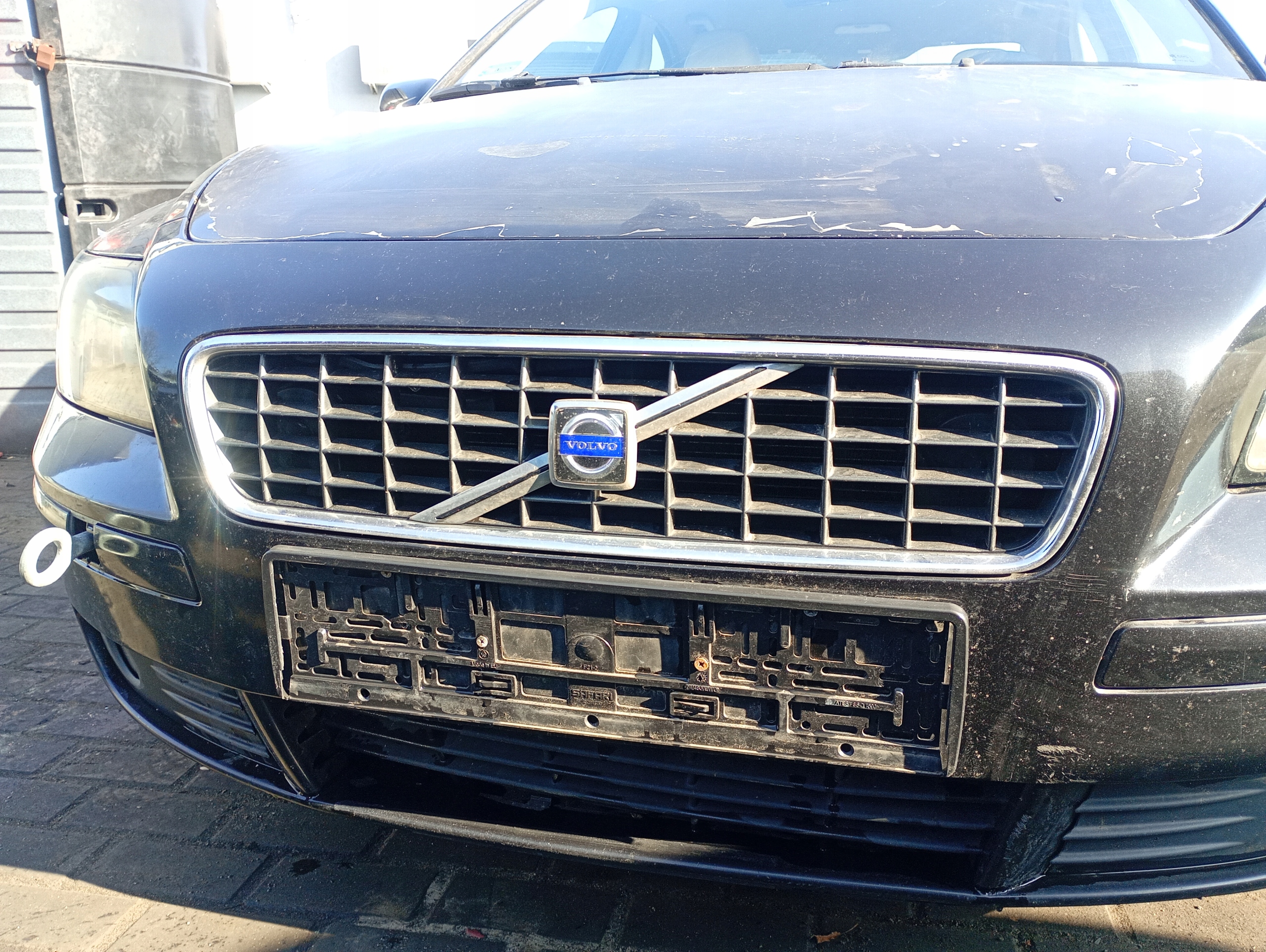VOLVO S40 2 II 04-10 front bumper front z grille kod lakieru 452-46