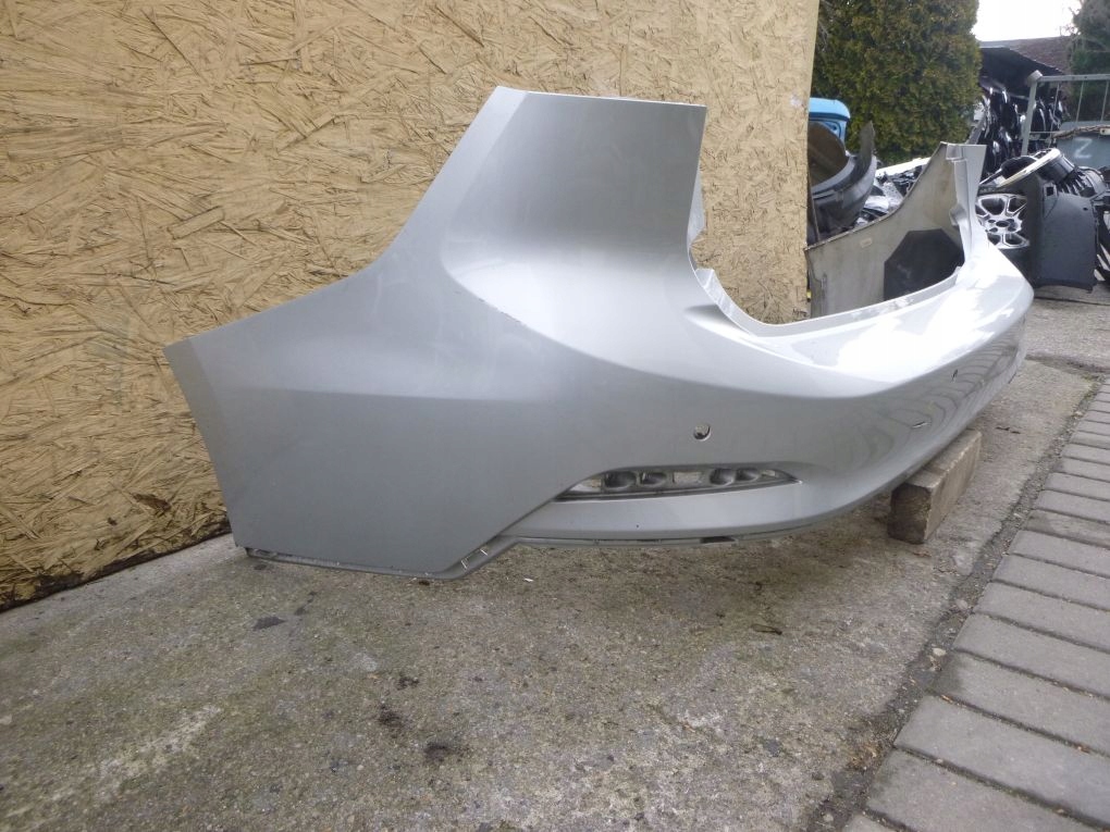 FORD FOCUS MK4 IV KOMBI 18- bumper rear