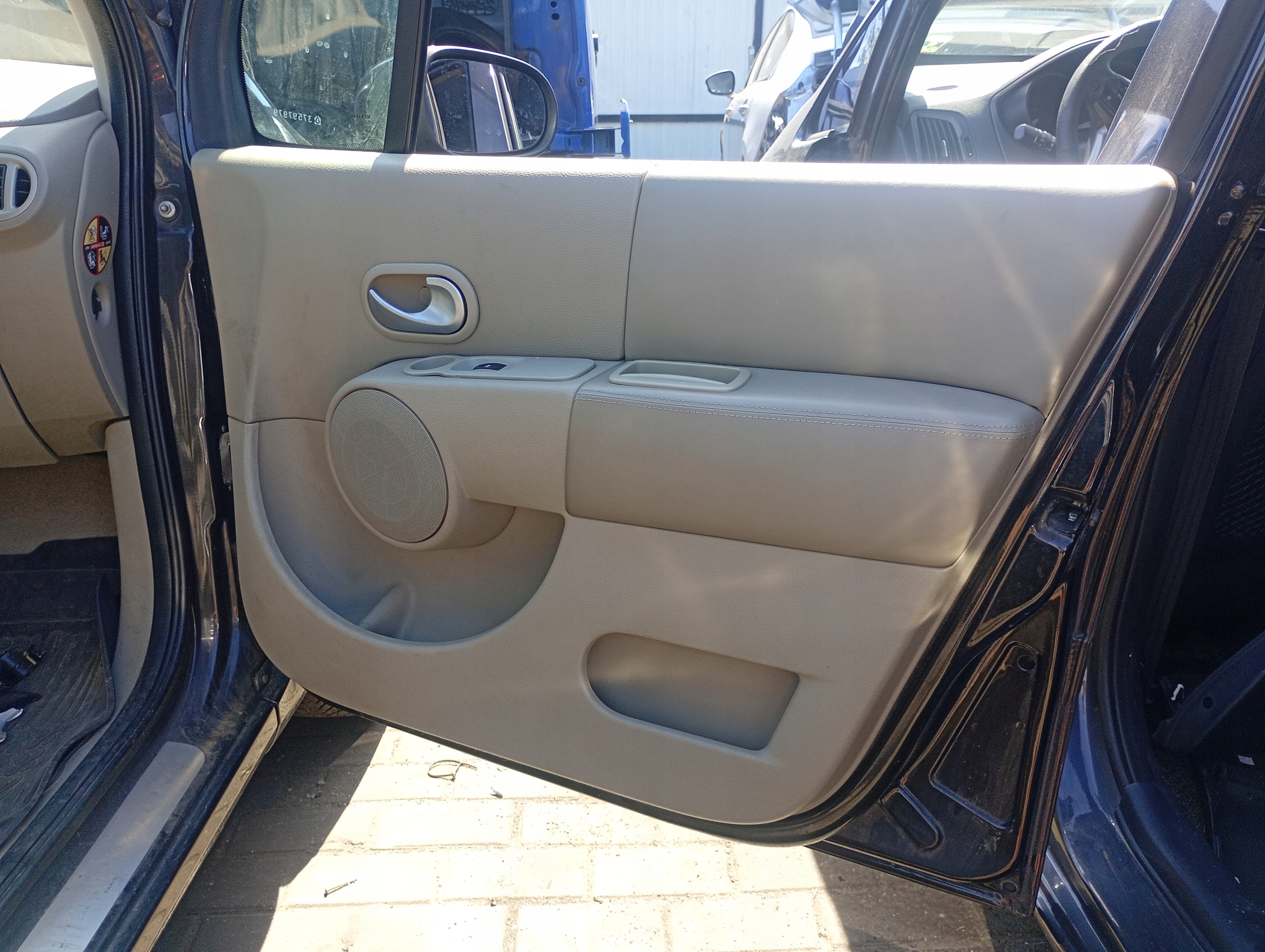 upholstery side right front Renault Modus 1 and 04-13