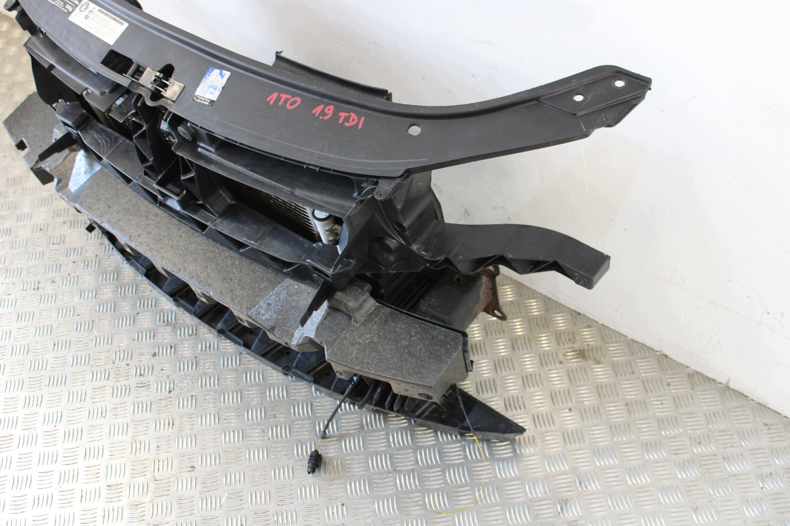 support panel for radiators front radiator pillar VW TOURAN 1T0 1T LIFT 1.9 TDI