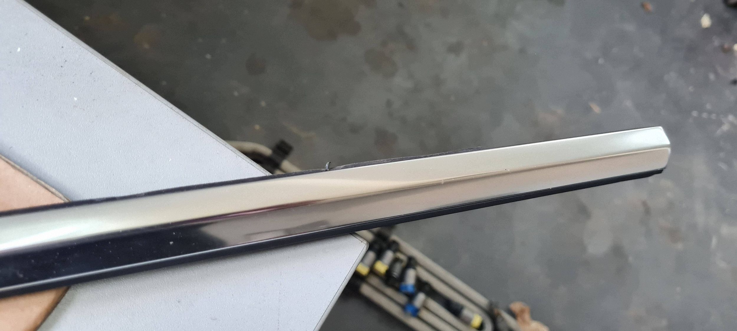 S7 A7 4K moulding dust door right right front CHROM 4K8837476 2ZZ