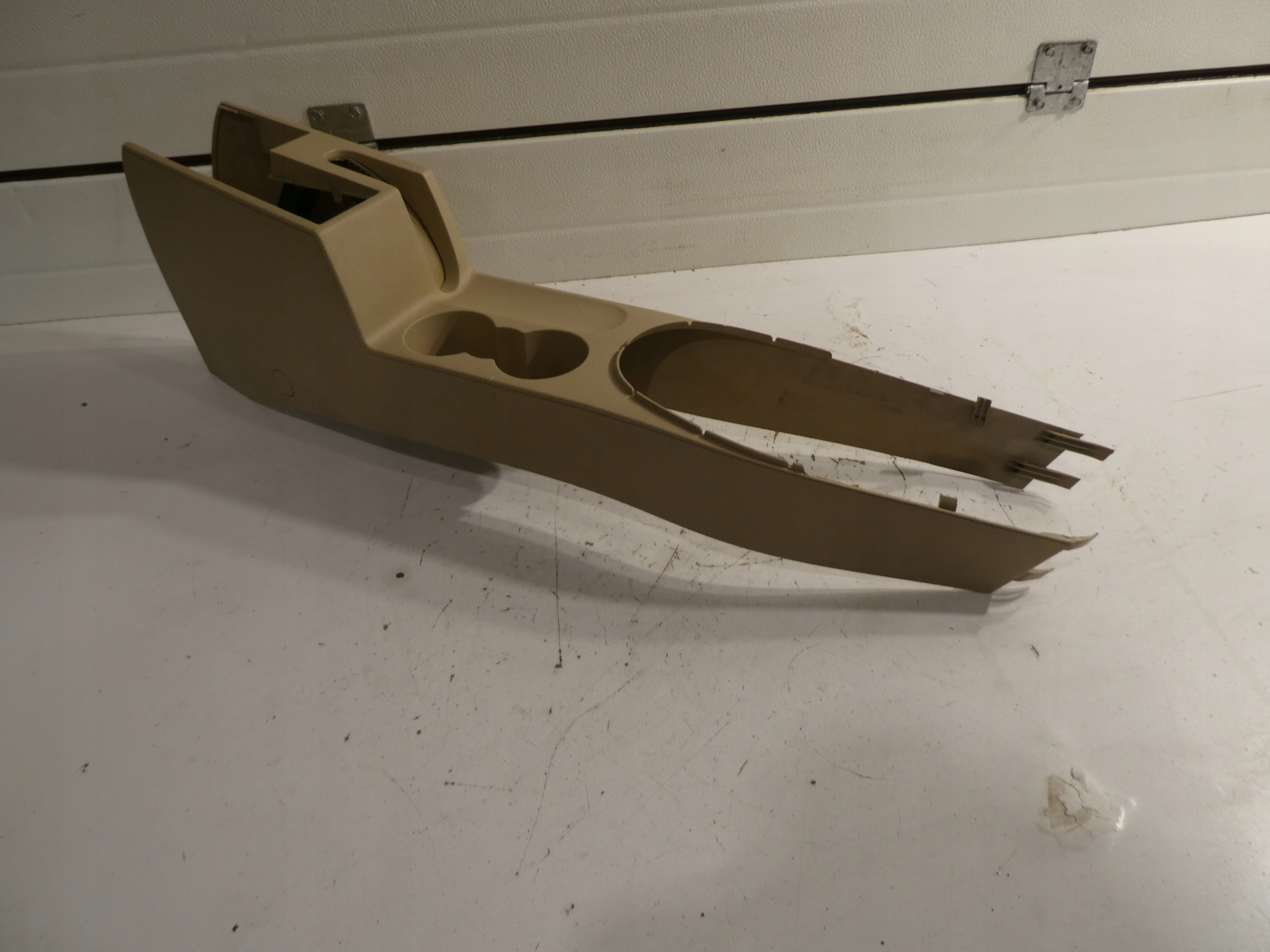 TUNEL MITTE VW TOURAN 1T 1T0863679D