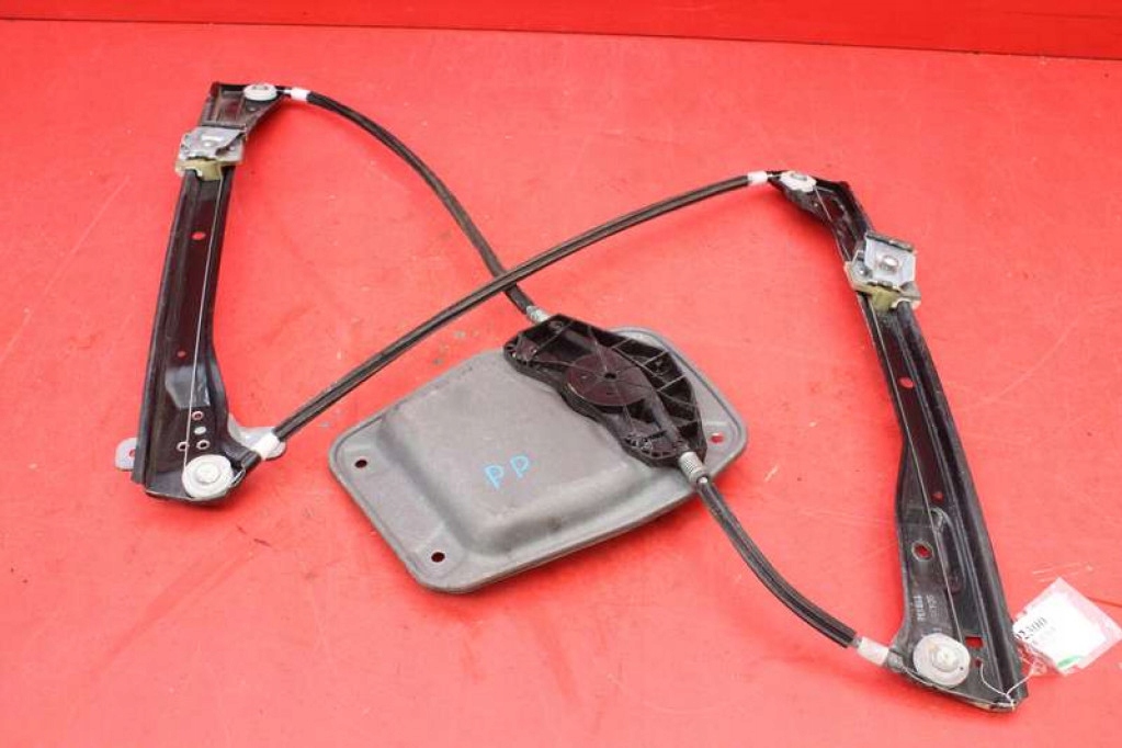 window regulator right front EU 1K3837462B VW GOLF 5 V 5D HB 03-09