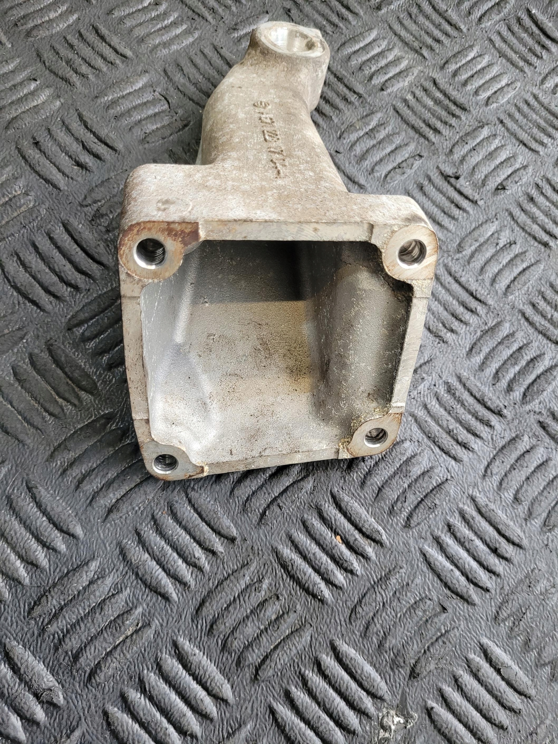 Support Support plaque Moteur Droit SSANGYONG RODIUS II 2.2 D XDI