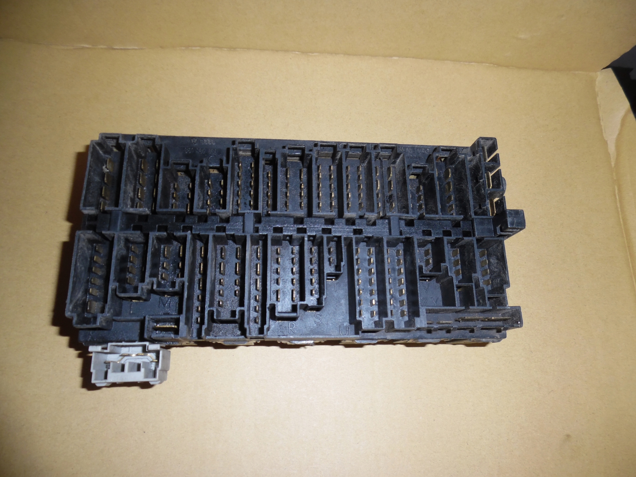 VW T4 2.5TDI 96- Module fusibles Module WKLAD