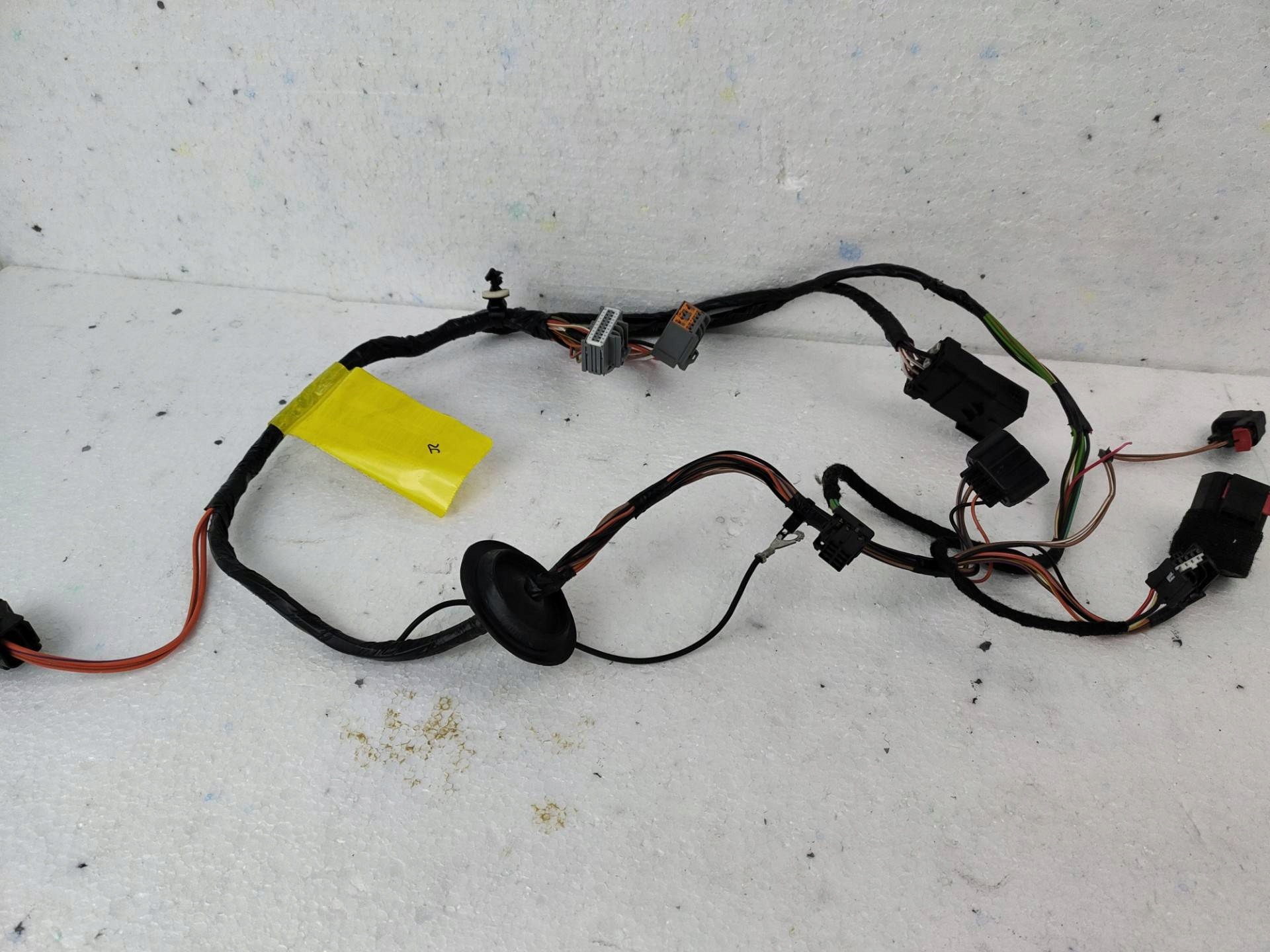 bundle wiring door rear part right side Chrysler Town and Country