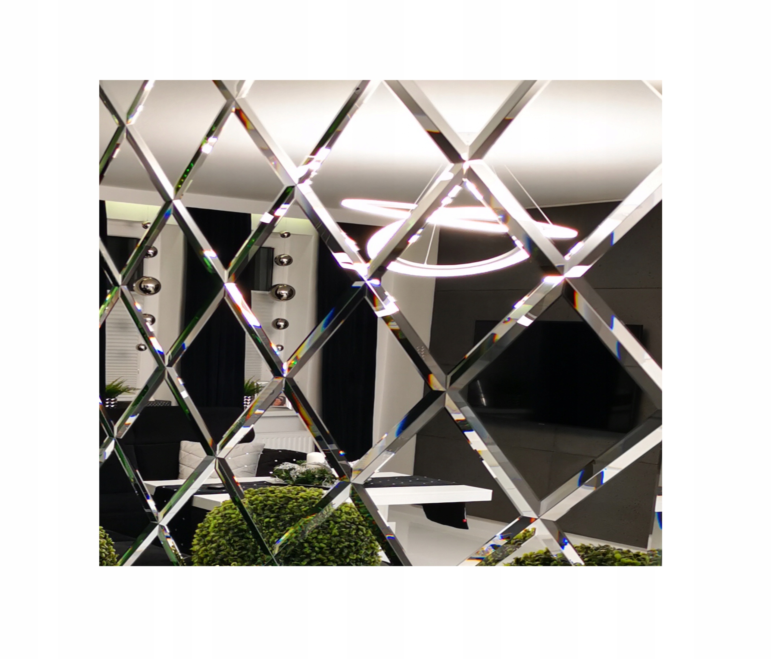 Zrcadlo Glamour 60x2400 cm sada prémiových zrcadlových dlaždic s fazetovanými kosočtverci