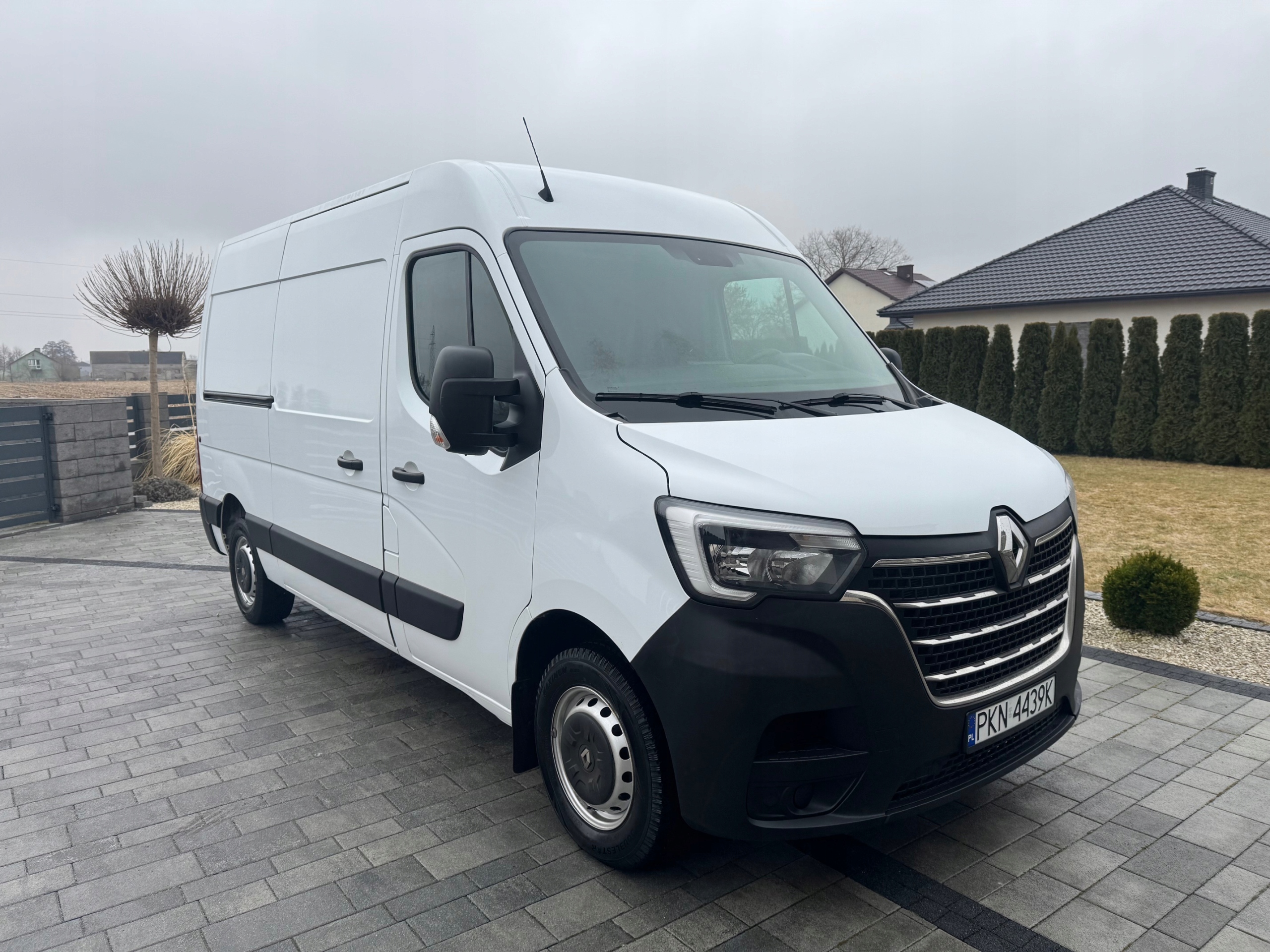 RENAULT MASTER III Furgon (FV) 2.3 dCi 135 FWD