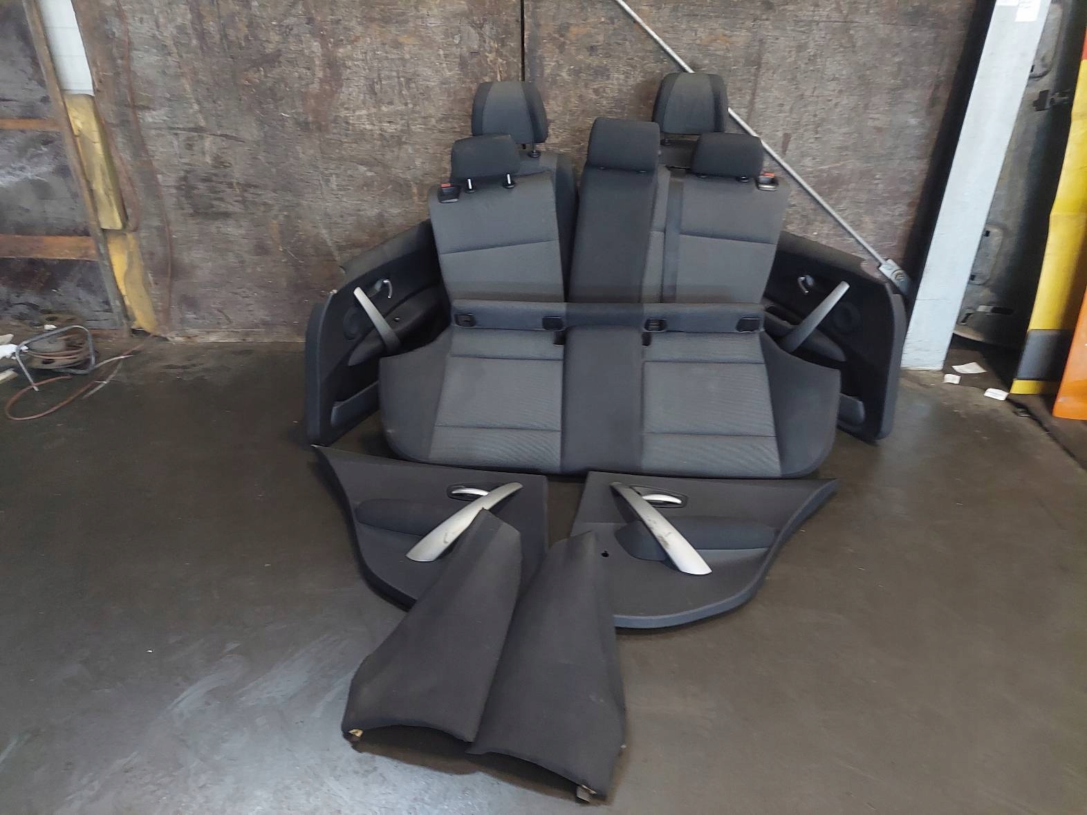 KOMPLET seats left right front + seat rear part + side BMW E87 118d