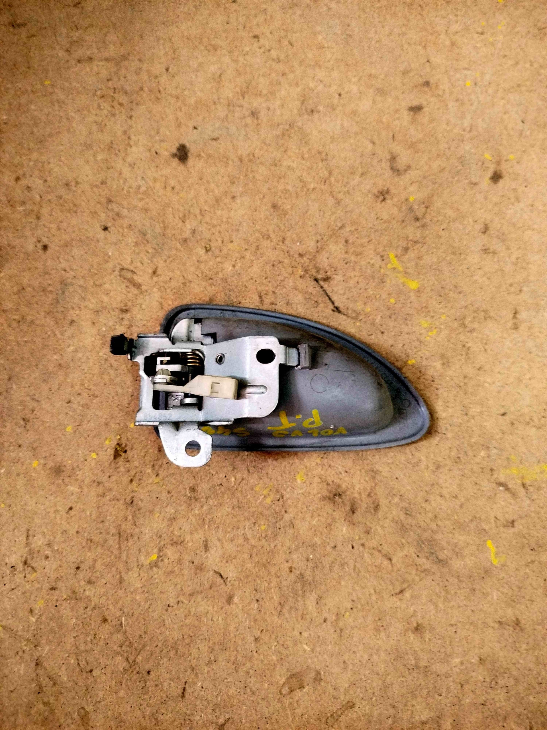 volvo S40 ручка двери внутренняя задняя правая оригинал