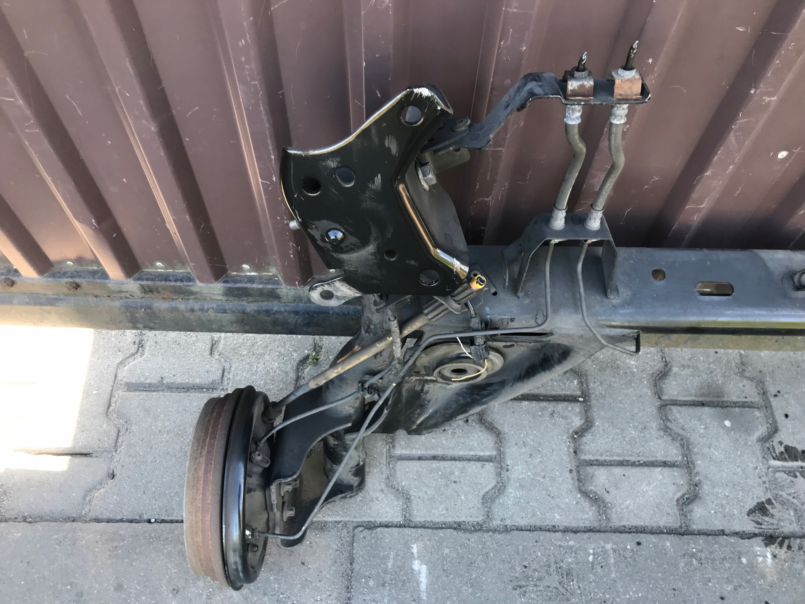 RENAULT CLIO 4 IV ZAWIESZENIE BELKA OŚ TYŁ TYLNA ABS HB Typ samochodu Samochody osobowe