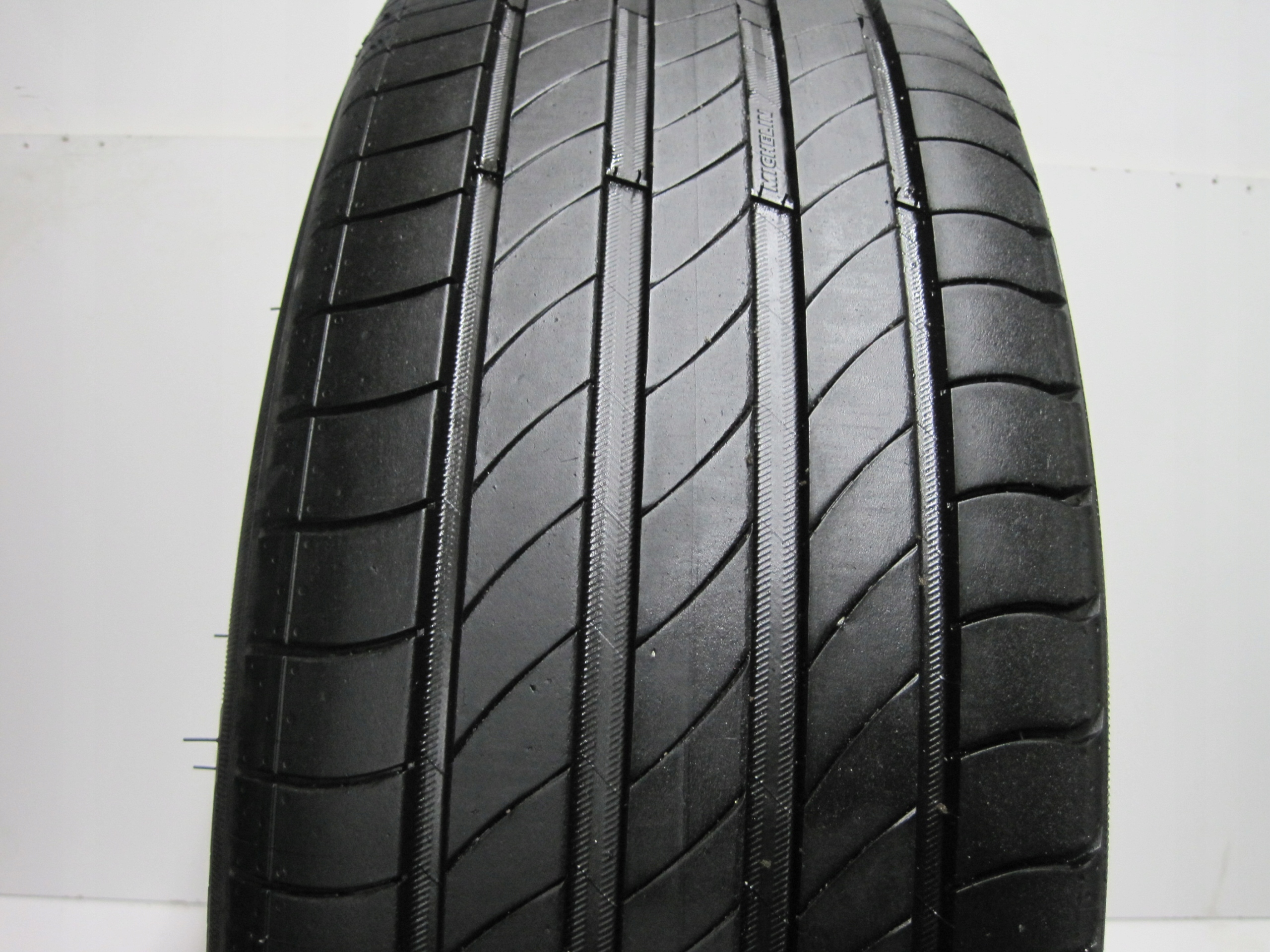 wheels discs tyres PEUGEOT 408 R19 23r