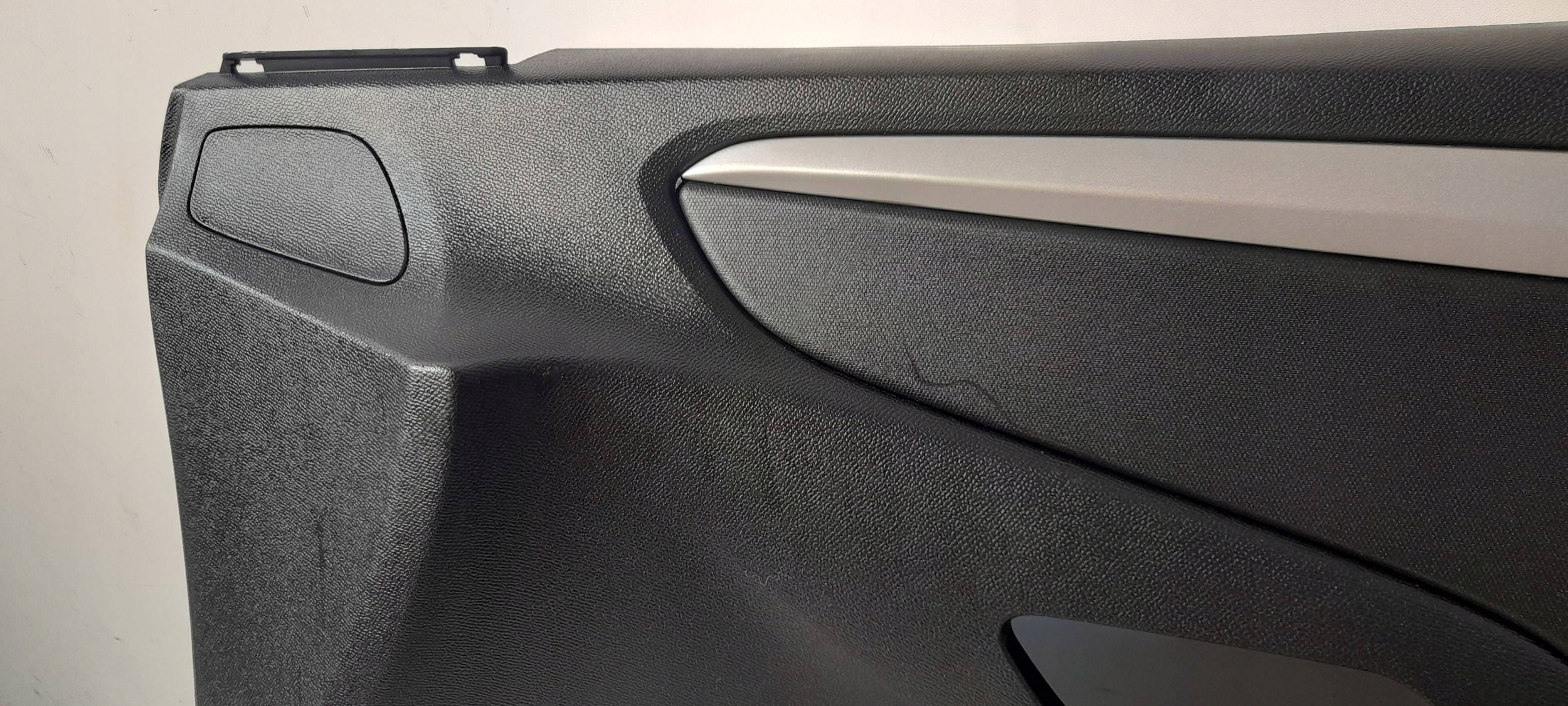 Opel Corsa F side door front right 93476749 (ET75)