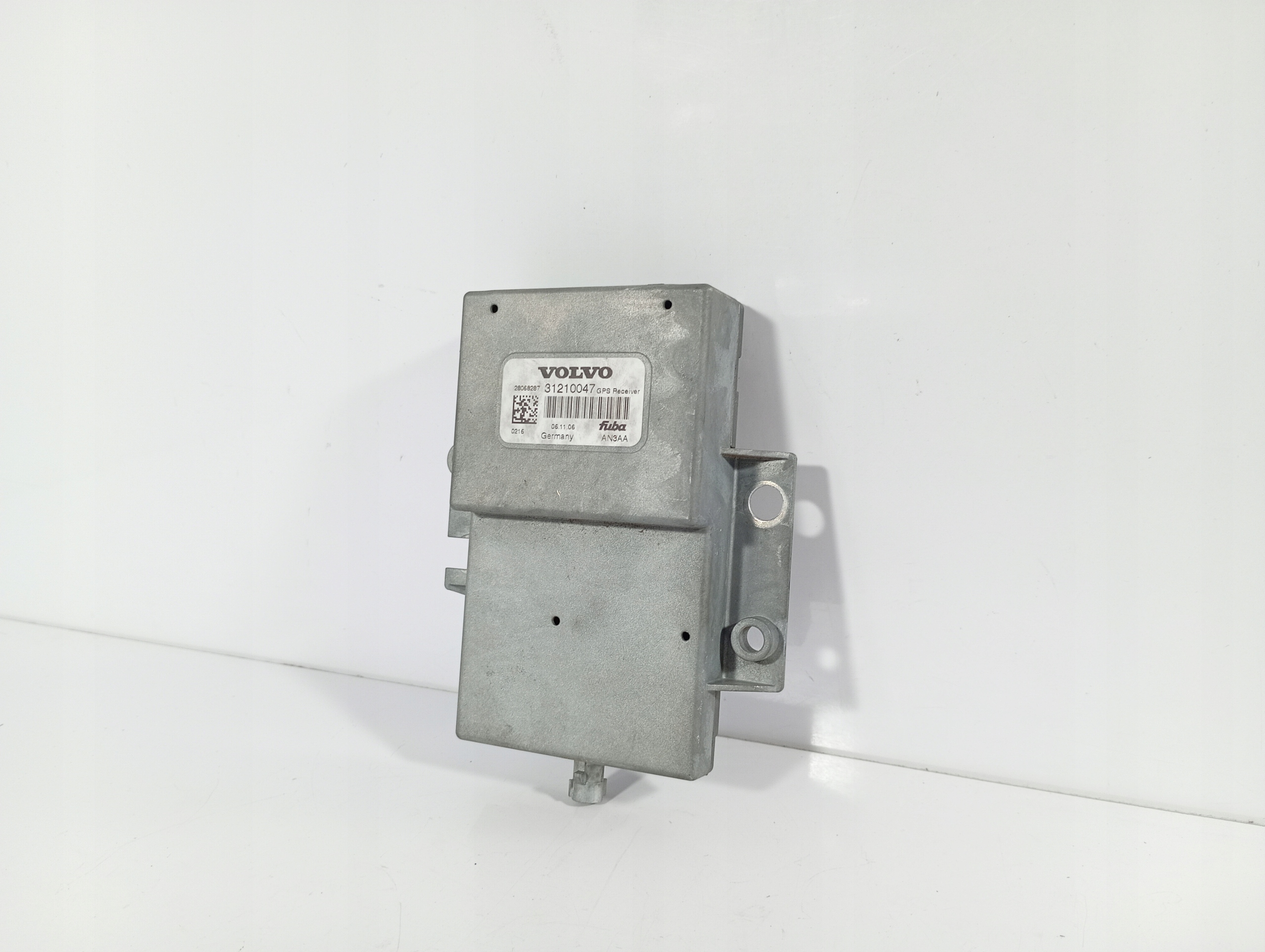 Volvo V50 S40 04-12 module control unit GPS OE 31210047