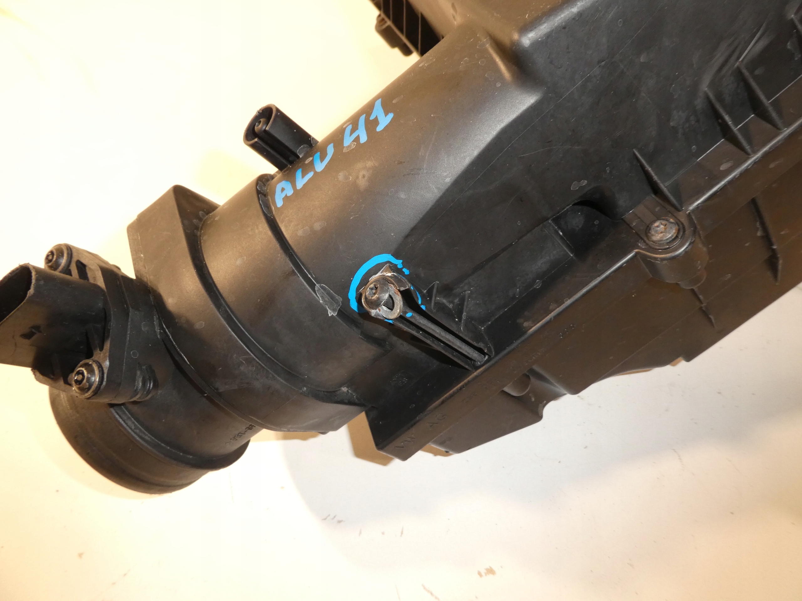 VW PASSAT B6 GEHÄUSE FILTER LUFT 3C0129607AG
