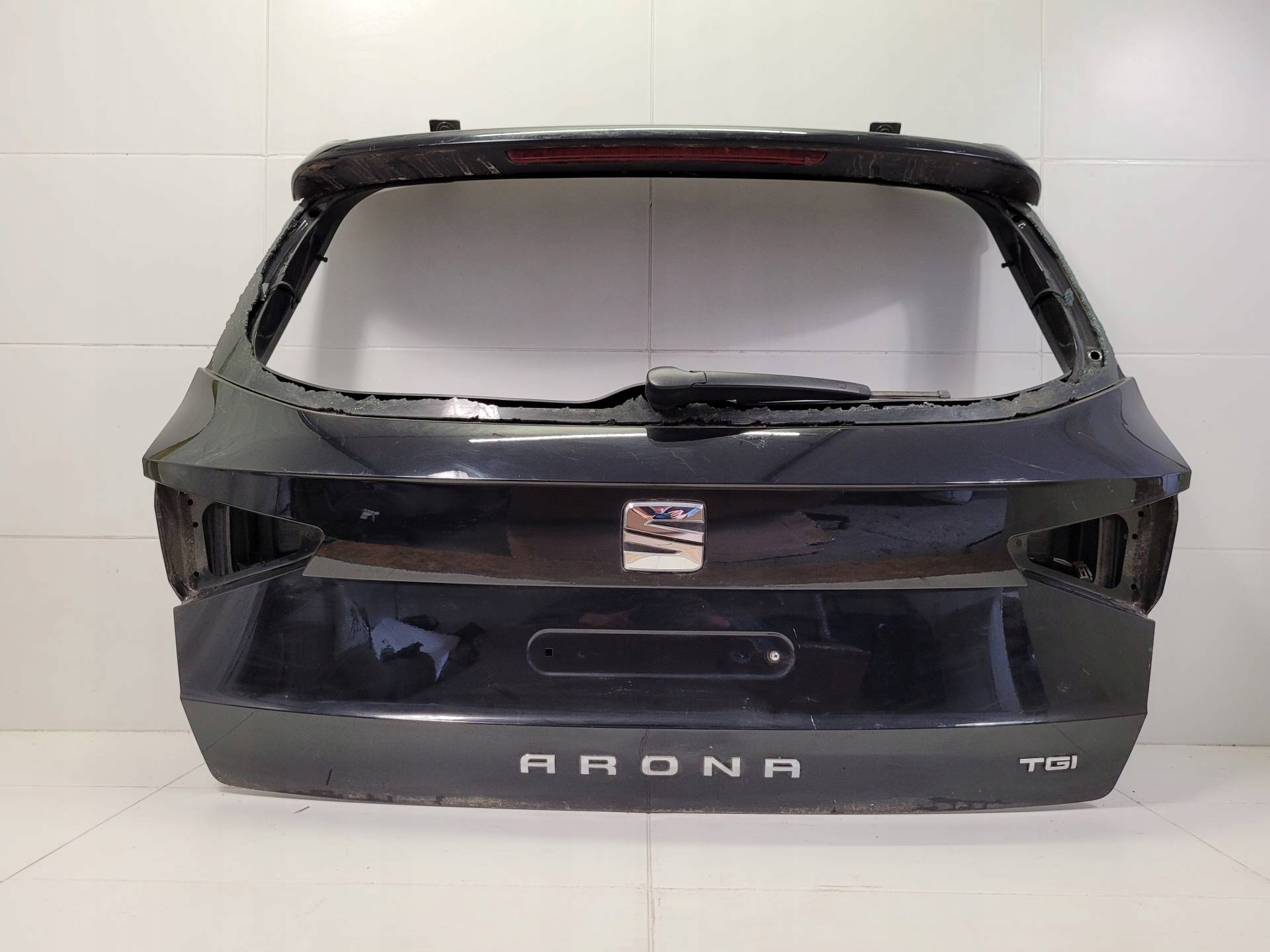rear trunk door boot SEAT Arona 2020