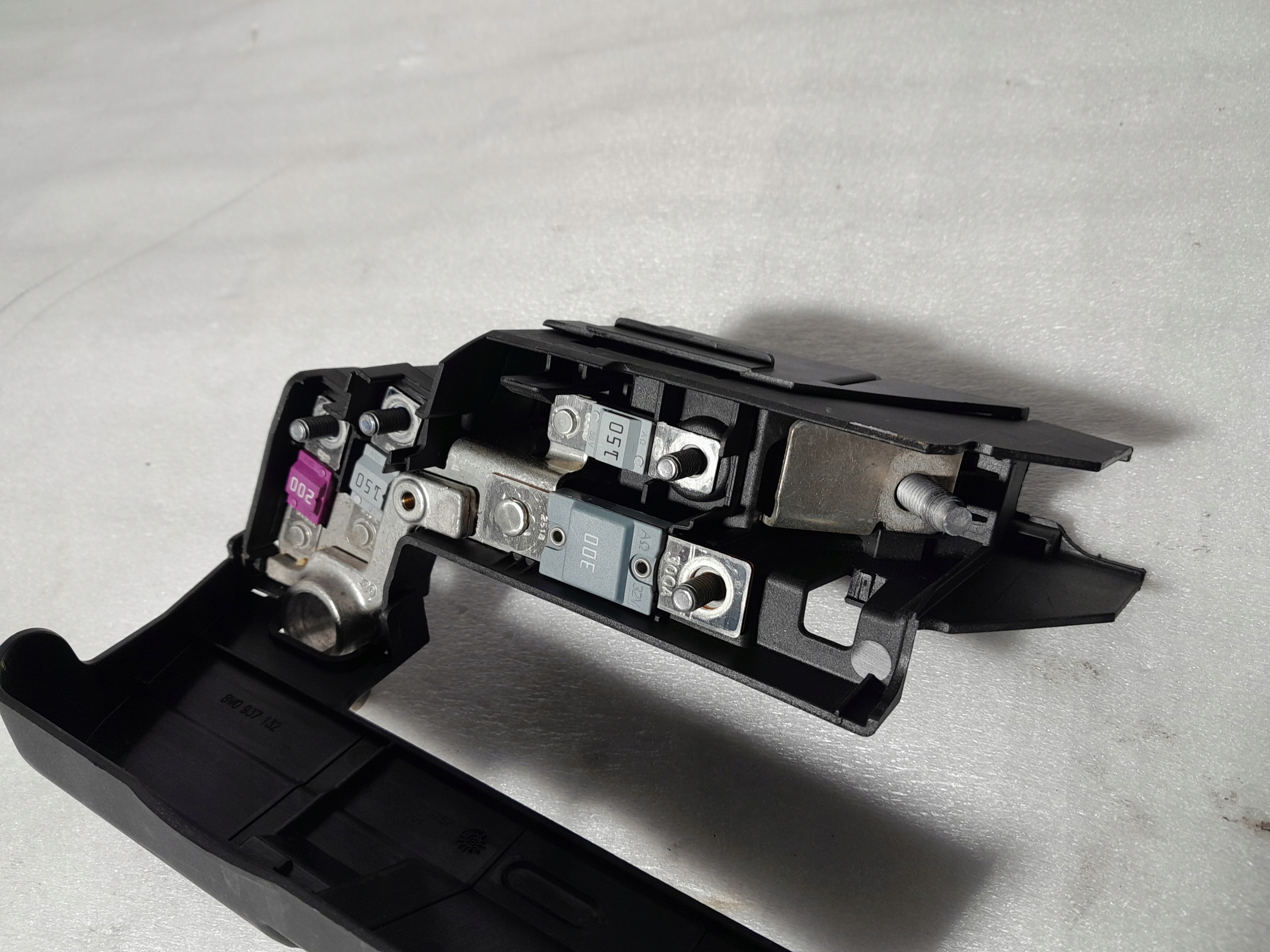 AUDI Q8 4M terminal plus RODZIELACZ PRADU 4M0819903C