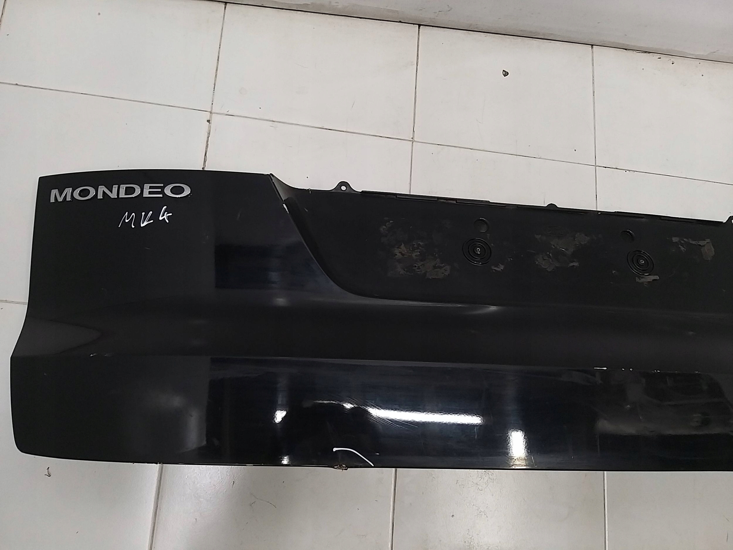 FORD MONDEO MK4 KOMBI trunk door cap BURTA lower side 07-14R