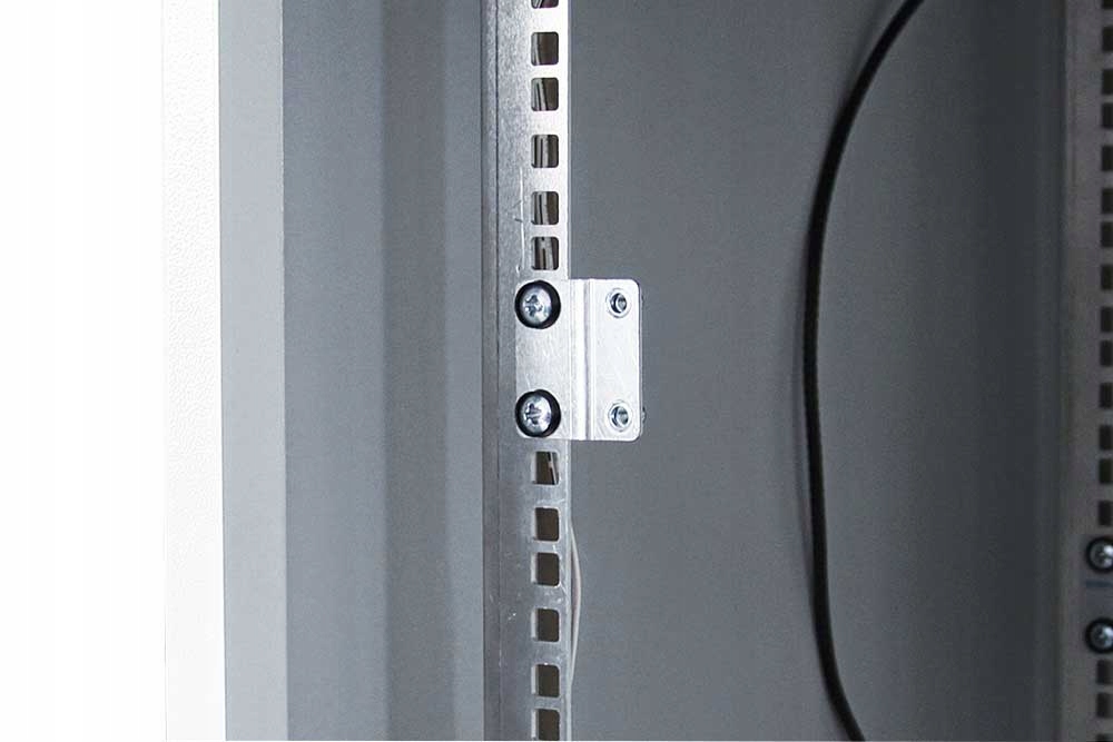 Adapter 1U do RACK 10/21/19'' - 2szt. Stan opakowania oryginalne