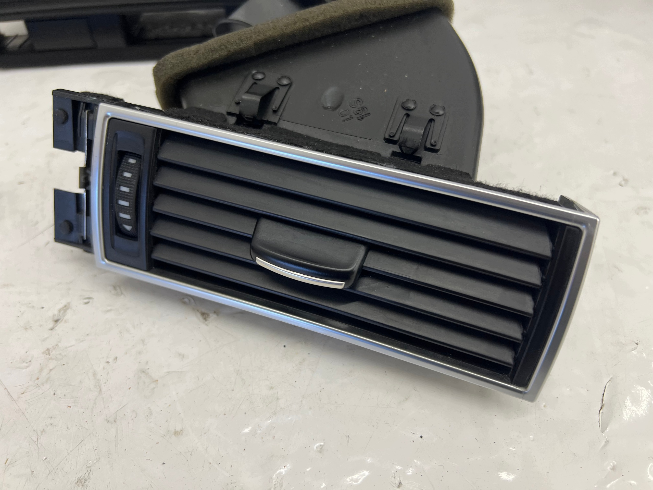grid air conditioning devices central right left KOMPLET black AUDI A6 C6 LIFT