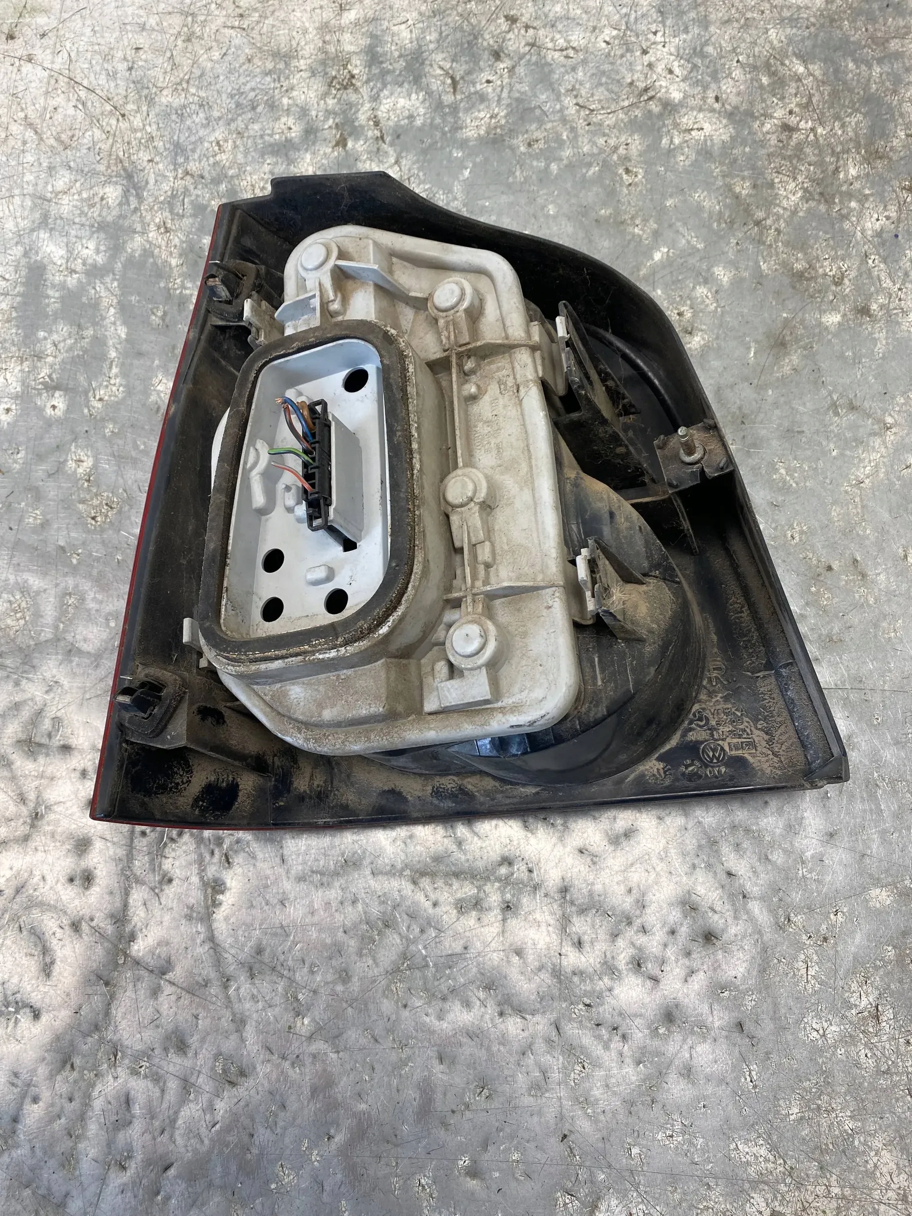 light right rear part VW POLO IV 9N 6Q6945112A