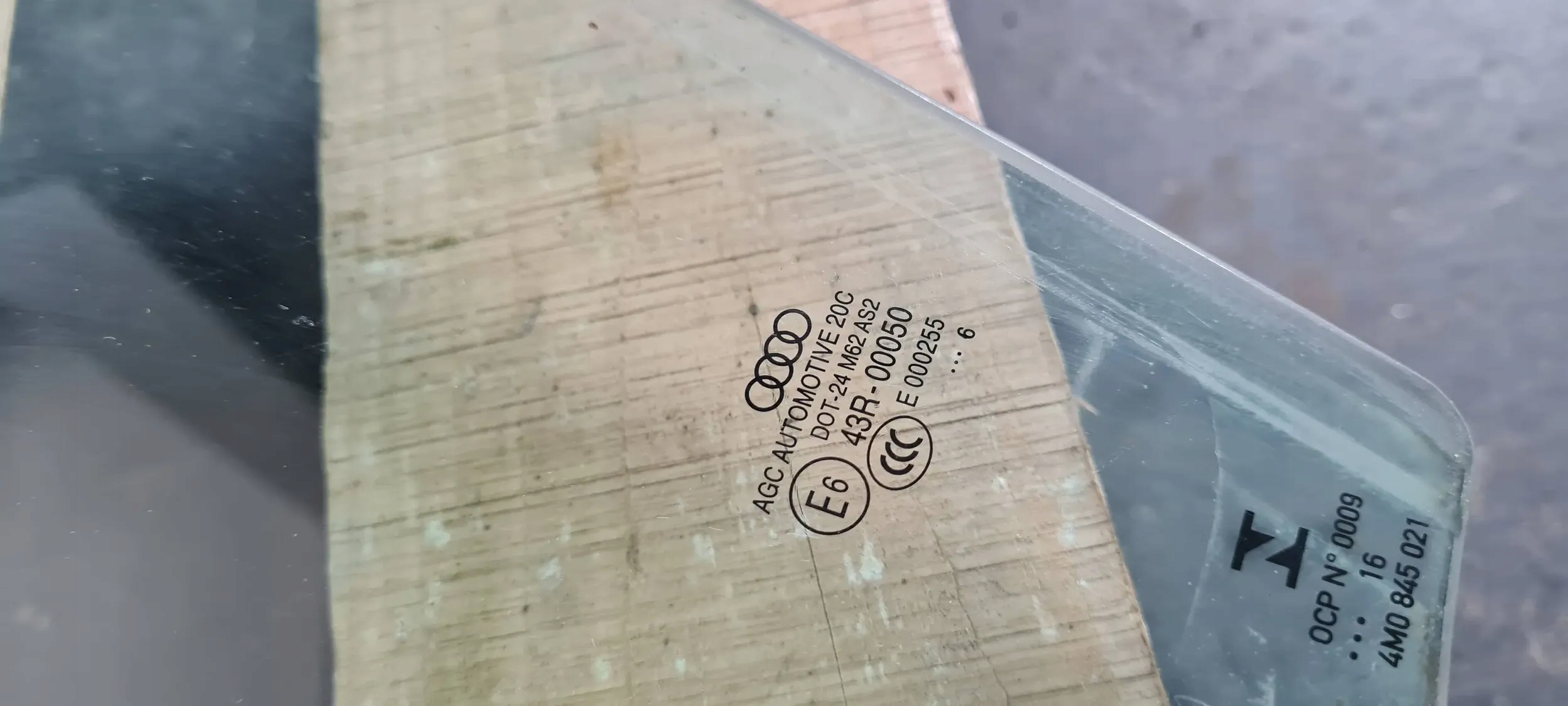 Q7 4M II window door left left front front 16R 4M0845021