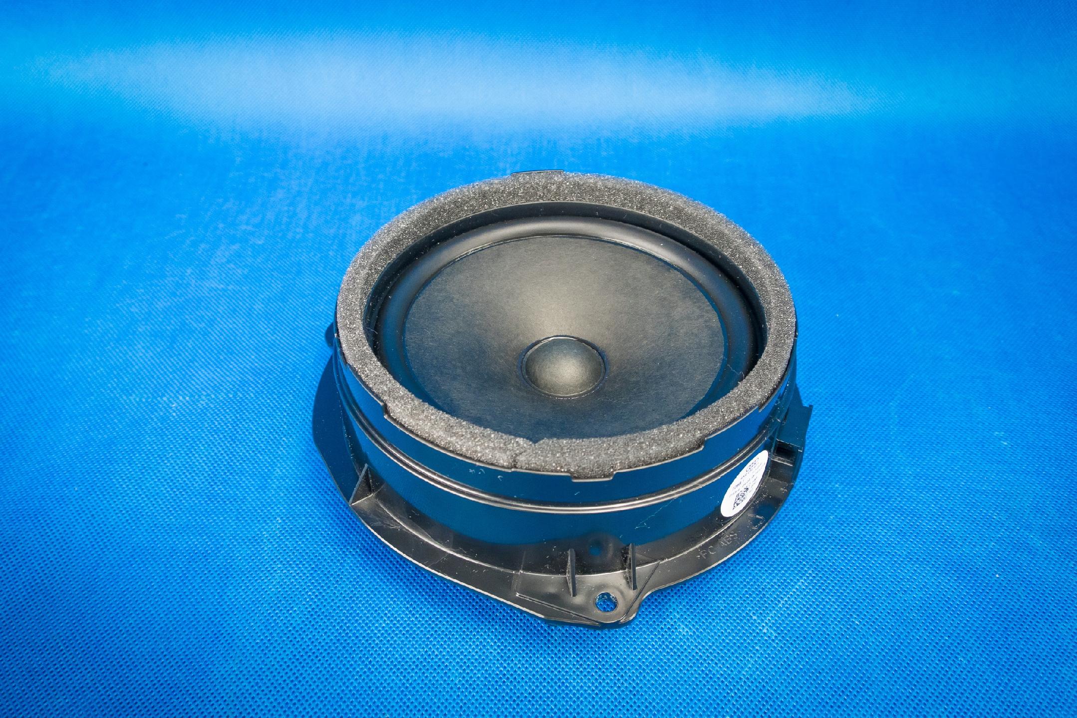 speaker niskotonowy rear part Audi A6 A7 4K 4K9035411