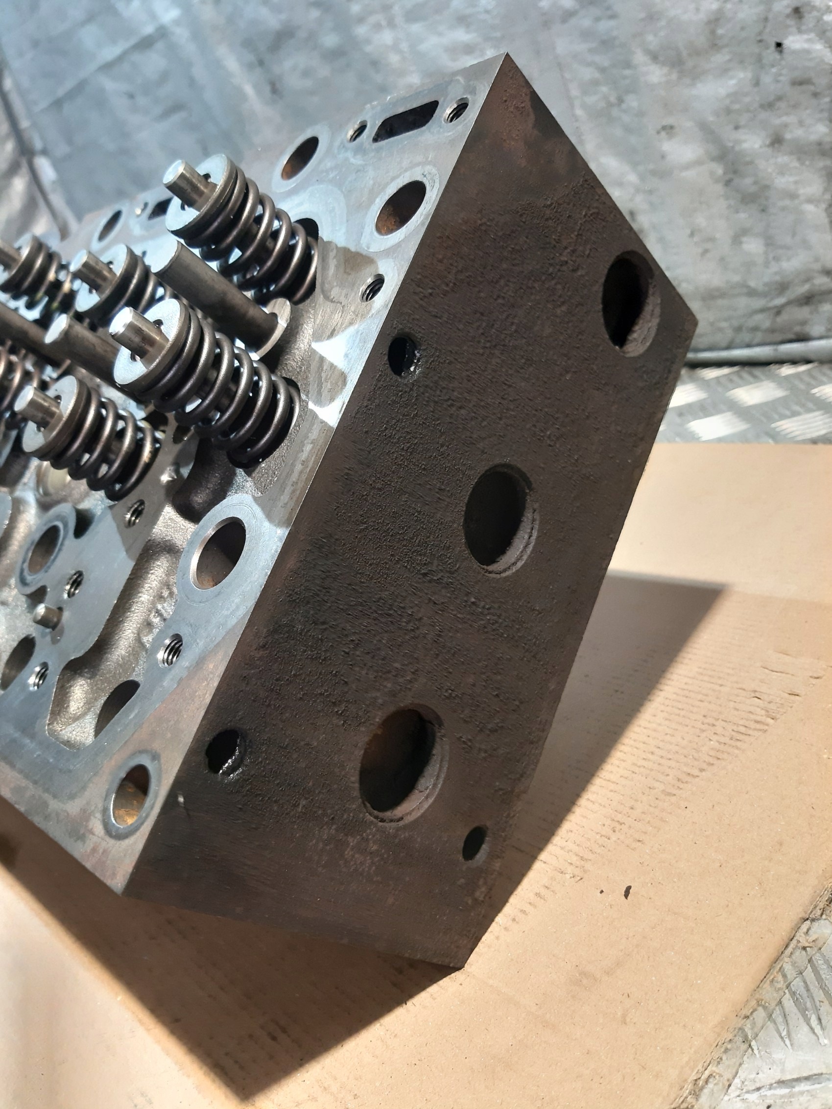 1694462 SOLARIS DAF PACCAR TESTATA Motore CYLINDRA