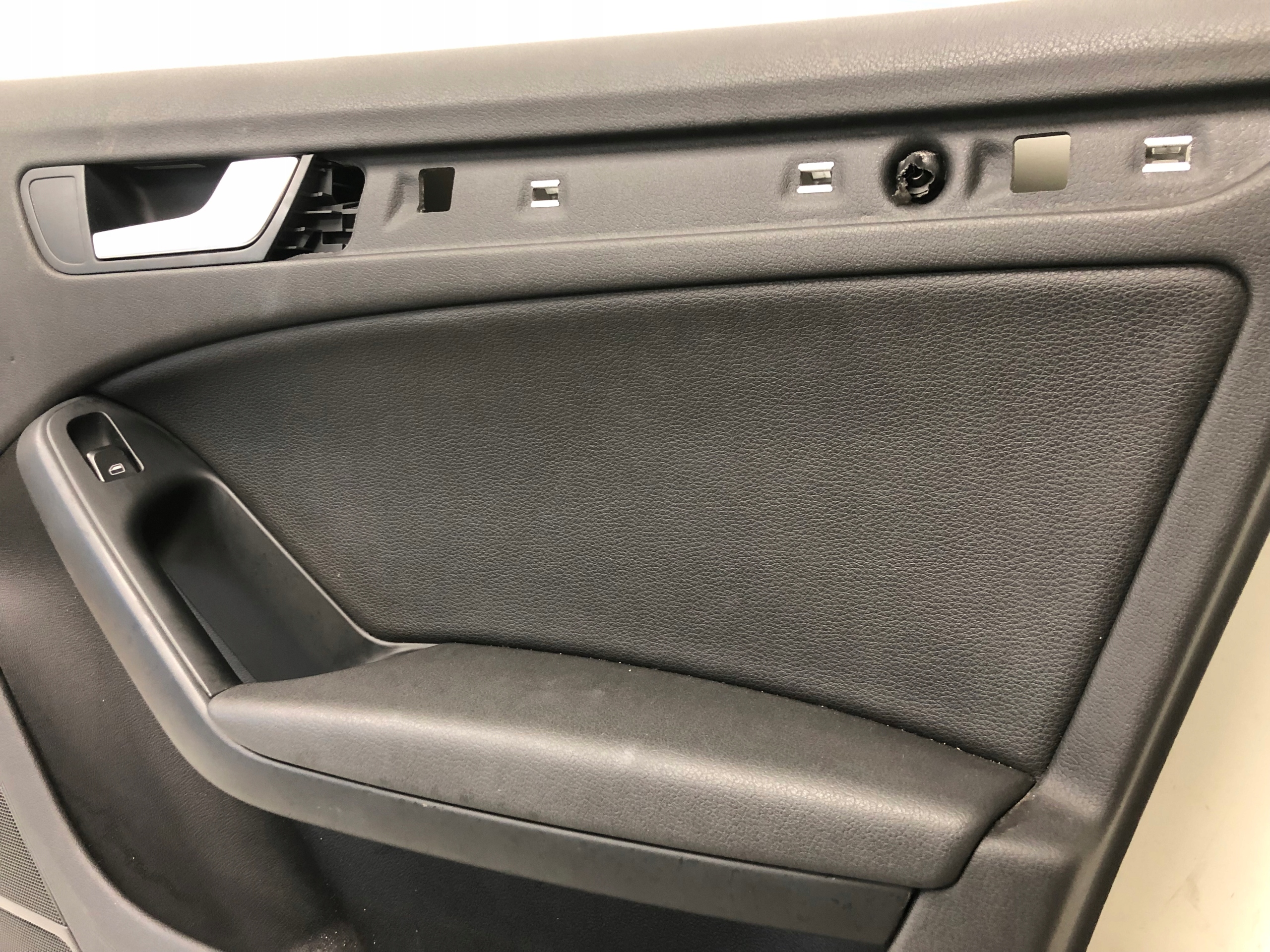 side door right front AUDI A5 SPORTBACK 8T8867106