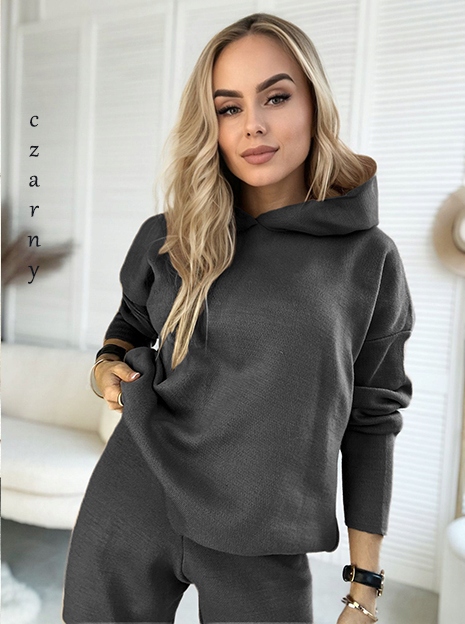 Modny wygodny dzianinowy KOMPLET DRESOWY DRES z kapturem Marka Awanti