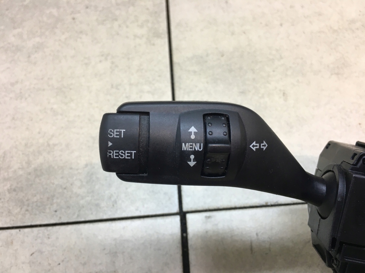 Commodo essuie glace C-MAX et 4M5T13N064HH 4M5T14A664AB