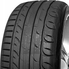 

4XKORMORAN 235/45R17W 94W Ultra High Performance