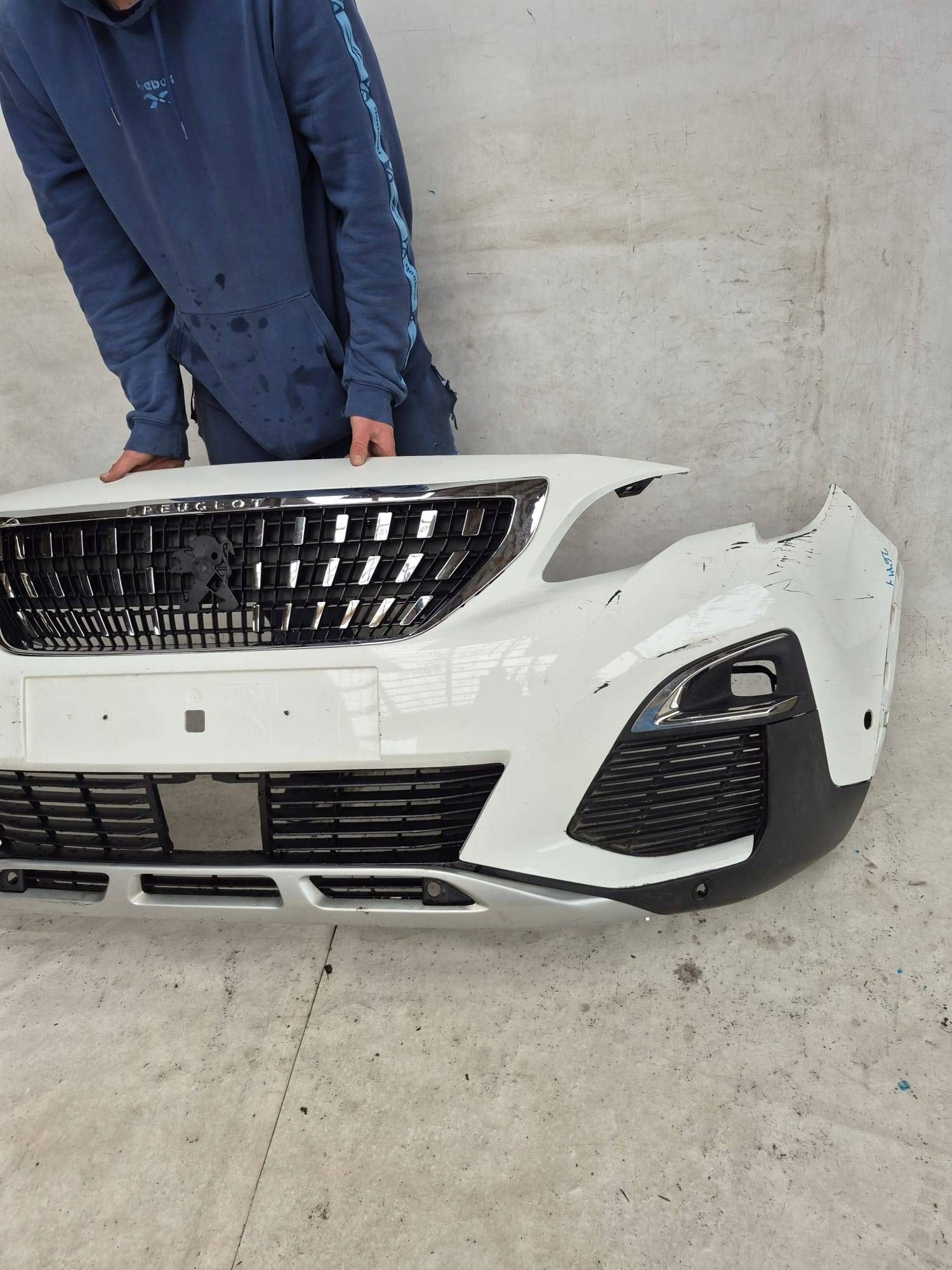 PEUGEOT 3008 II 16- bumper front front