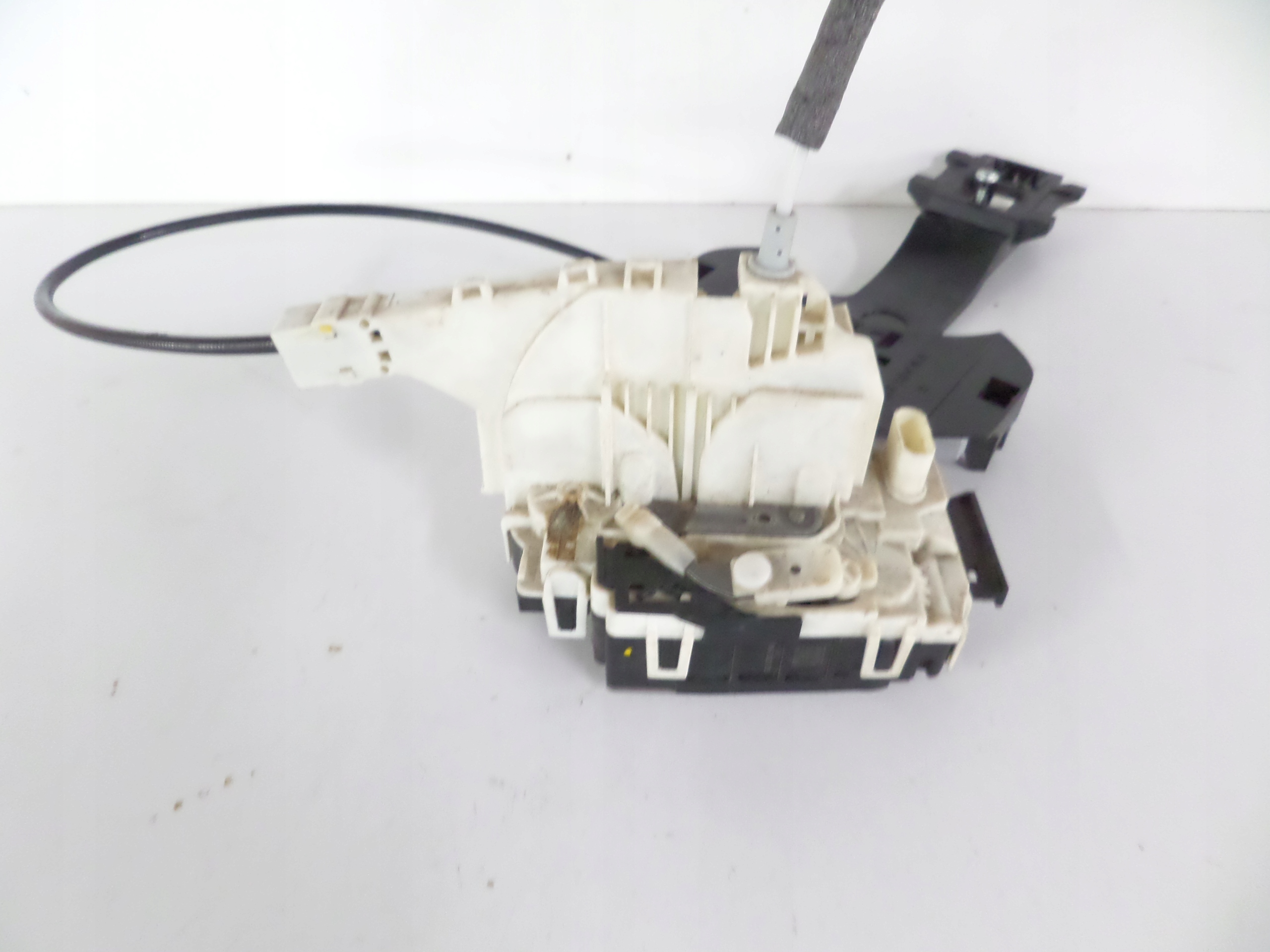 lock door front left MERCEDES SPRINTER W906 06