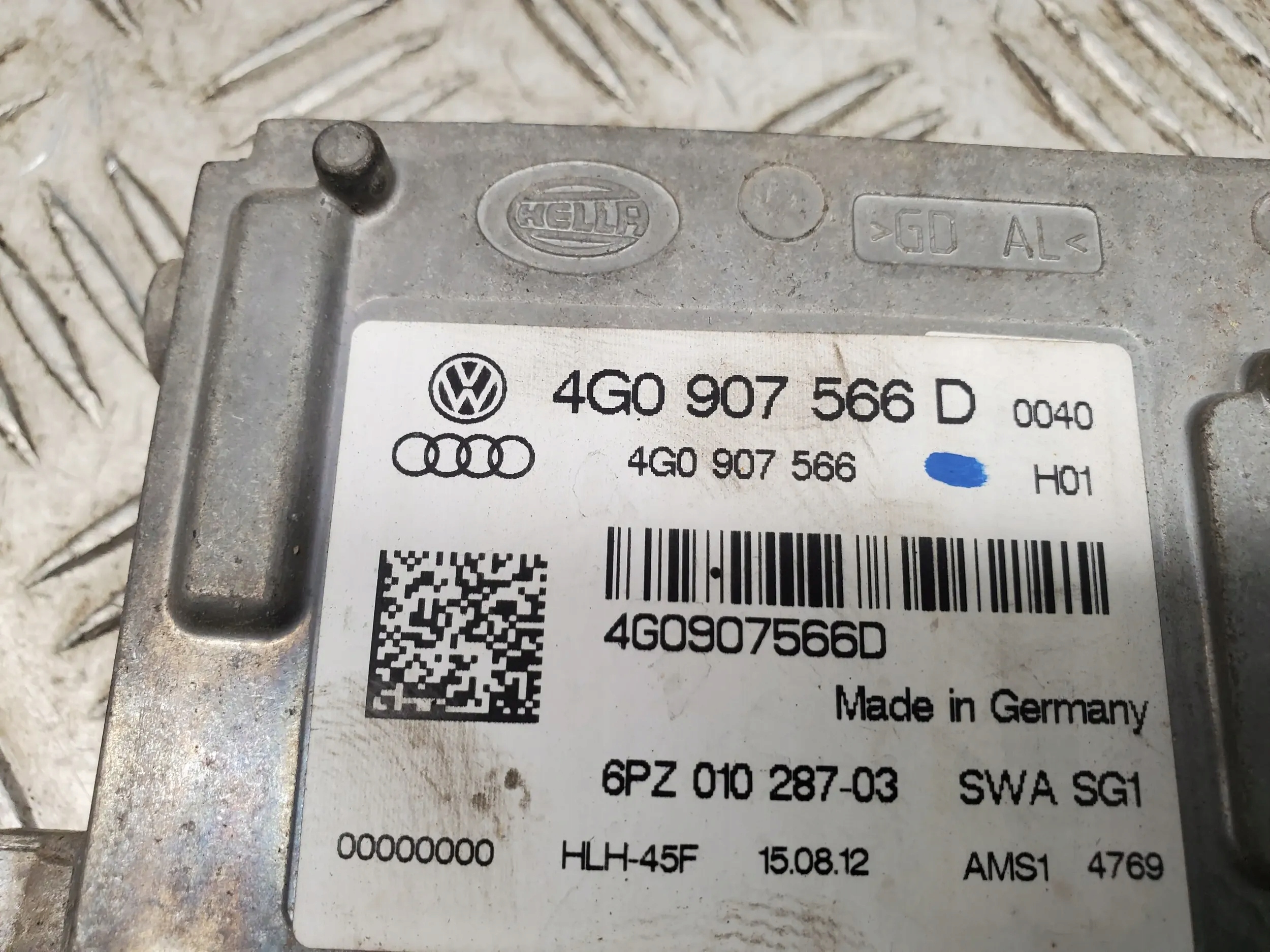 Audi A6 S6 C7 4G 4G0907566D Tył strona prawa Czujniki pasa ruchu Producent części Audi OE