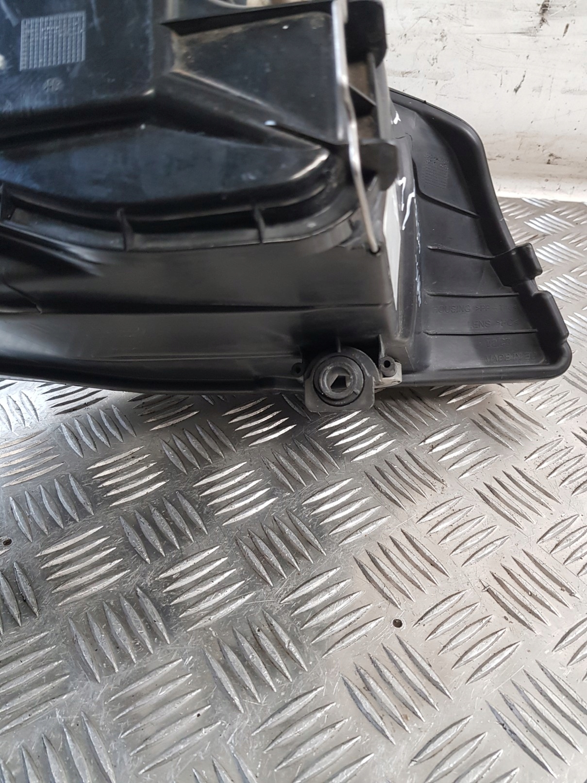light left front 6L1941021A SEAT IBIZA III 04R- EUROPA