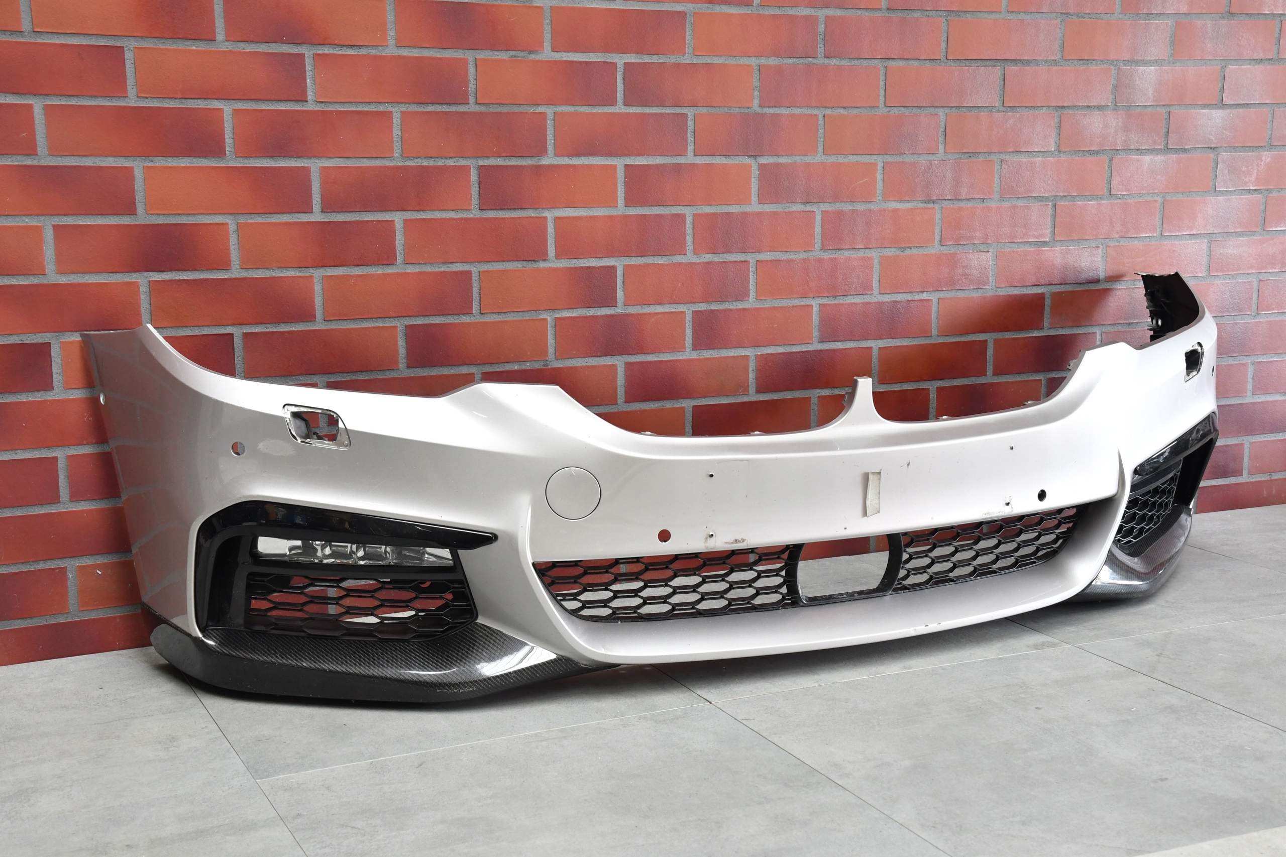bumper front front BMW 5 G30 G31 m-packet PERFORMANCE KARBON original