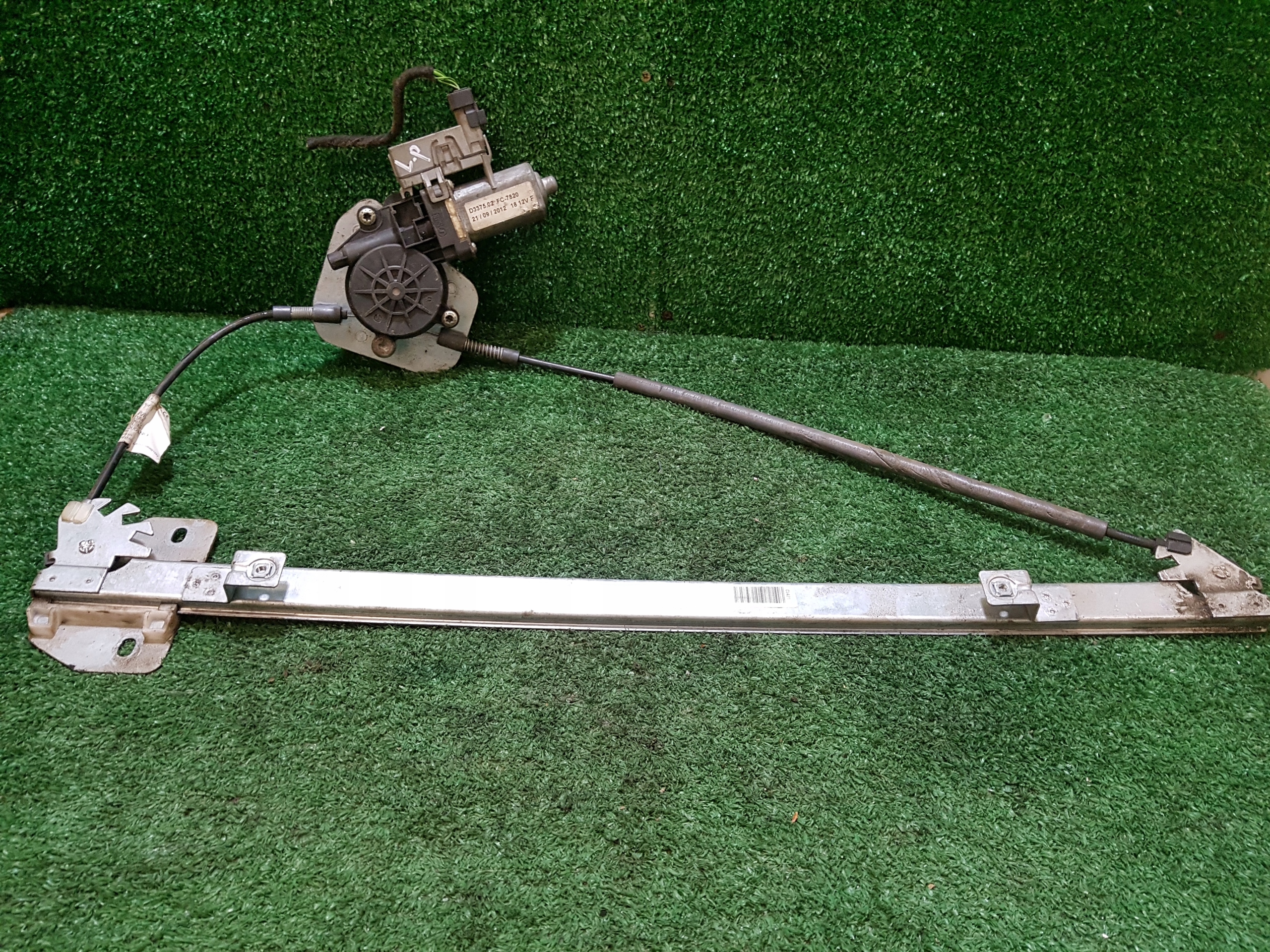 ELE mechanism windows left front IVECO 35 D337502