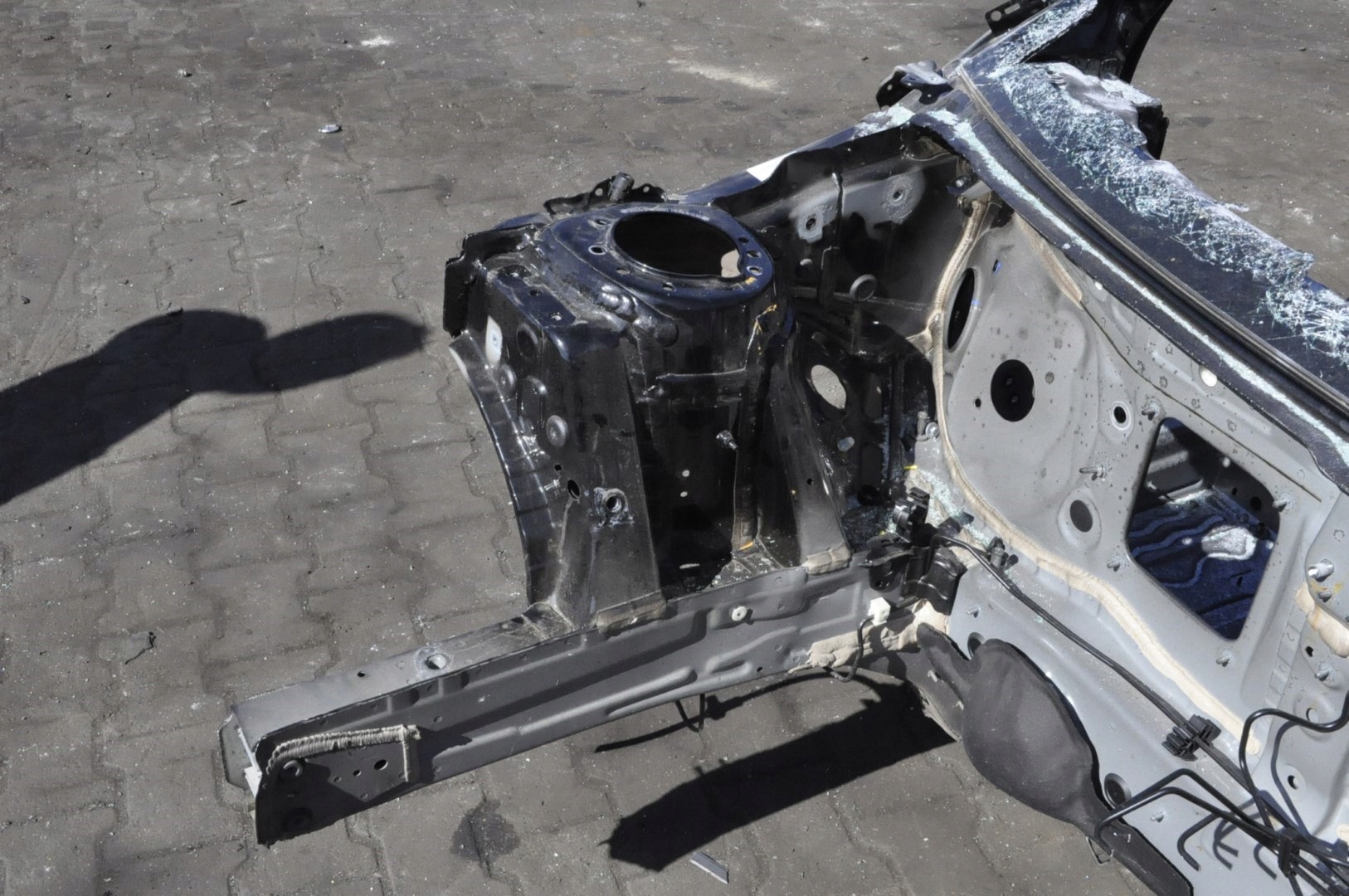 BMW 2 F44 GRAN COUPE ĆWIARTKA PRAWA PRZÓD KIELICH Typ samochodu Samochody osobowe