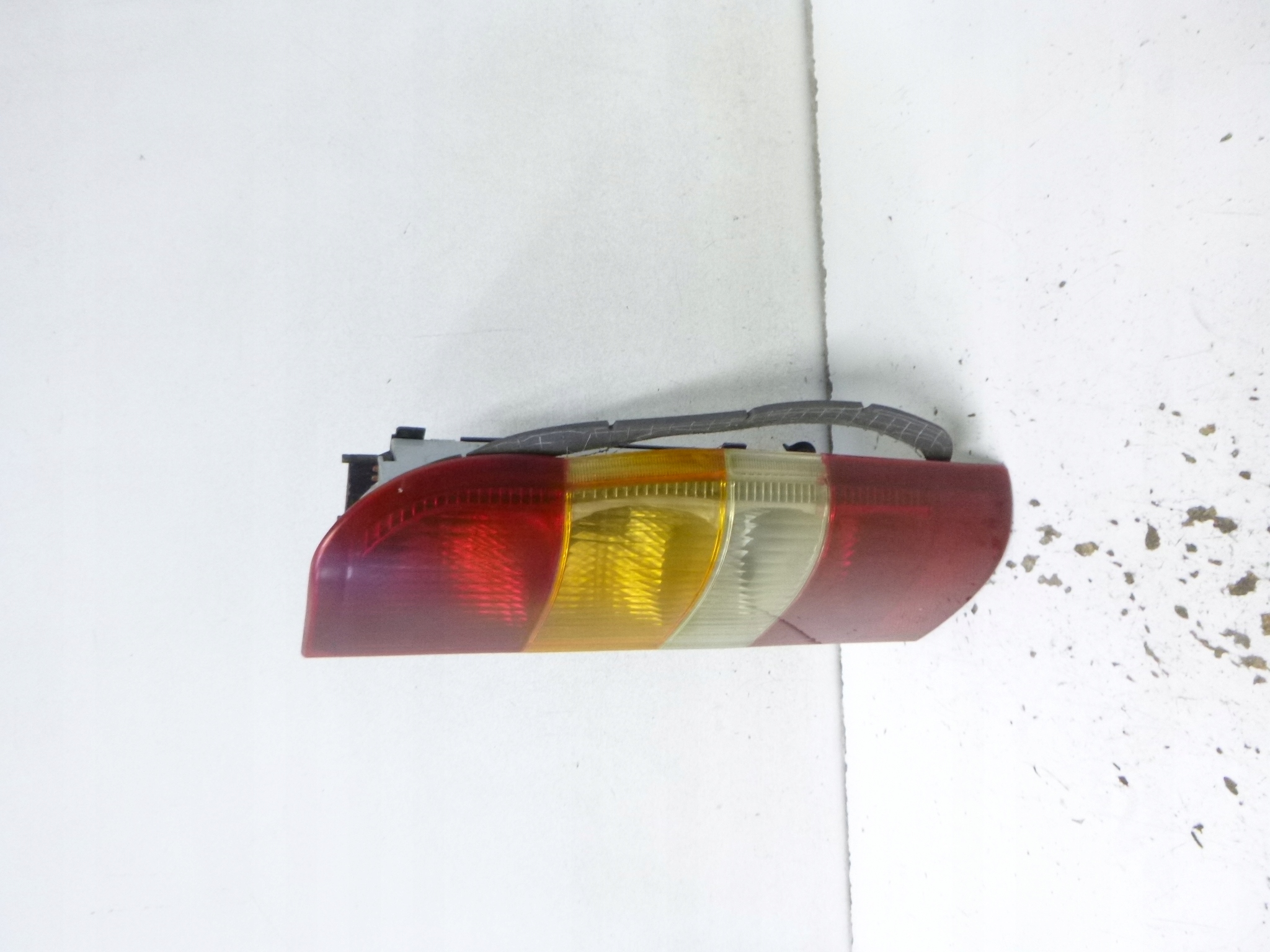 light rear right Ford Transit V 100-T280 2006r. 8682022900562